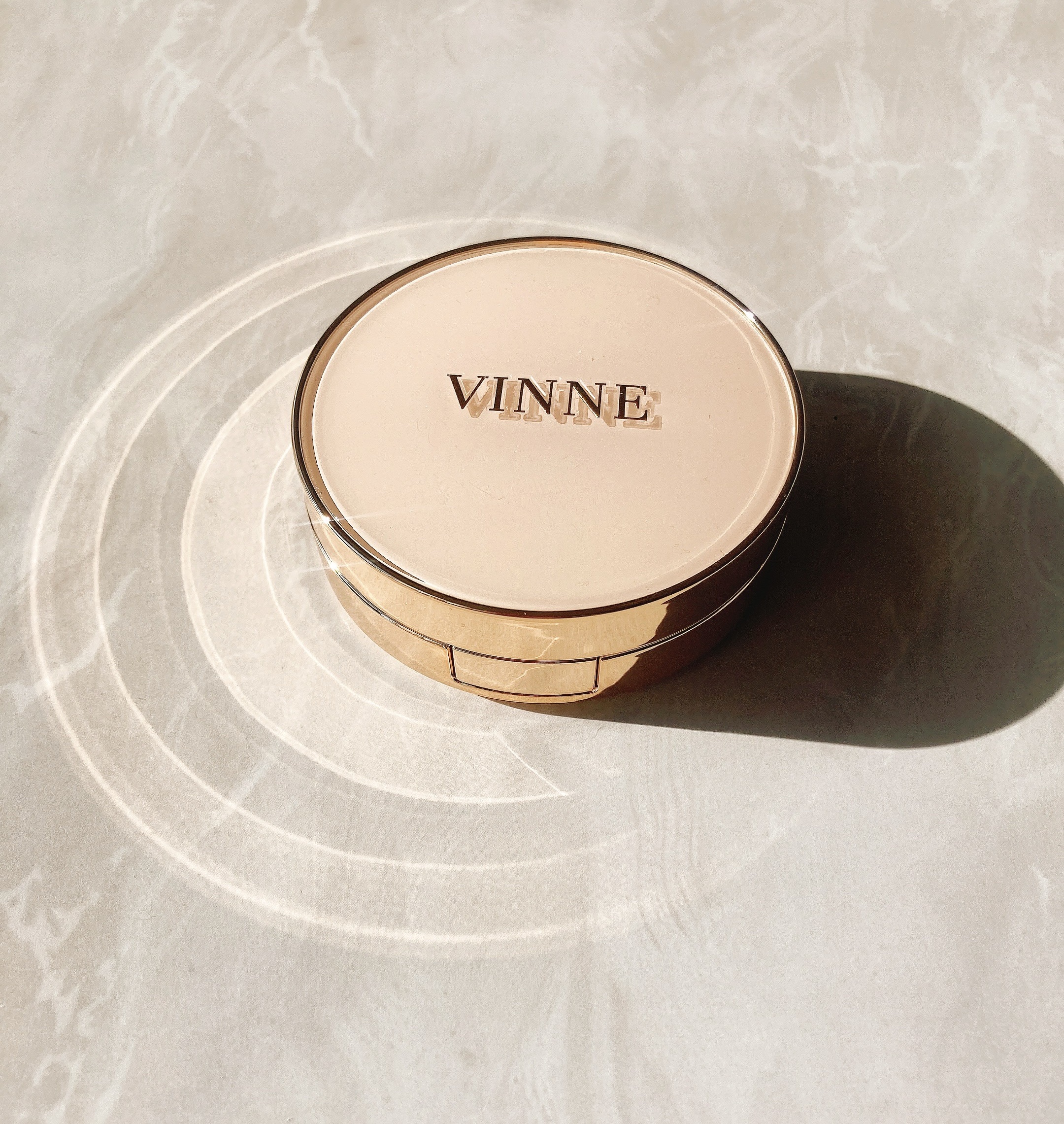 プレステージグロウスキンフィットクッション/VINNE /クッションファンデーションを使ったクチコミ（2枚目）