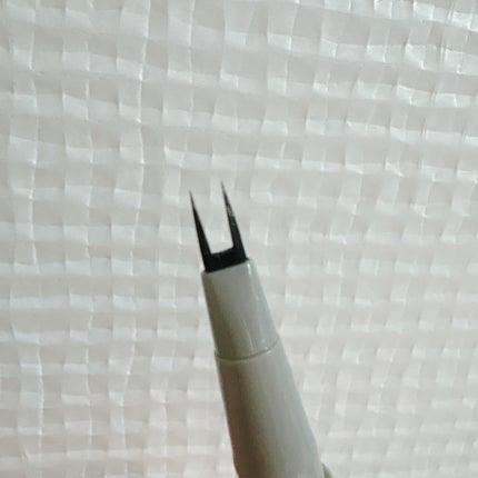 VEECCI ダブルクローリキッドアイライナーのクチコミ「✔︎VEECCI
ダブルクローリキッドアイライナー
Y02
二又になってるアイライナー!.....」(2枚目)