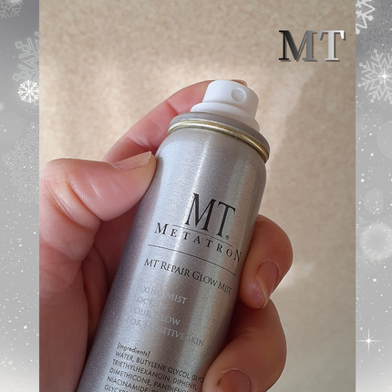 MTメタトロン MT リペア グロウ ミストのクチコミ「MTメタトロン さまよりご提供いただきました!
片手でシュッと保湿できる
便利なミスト状化粧.....」(2枚目)