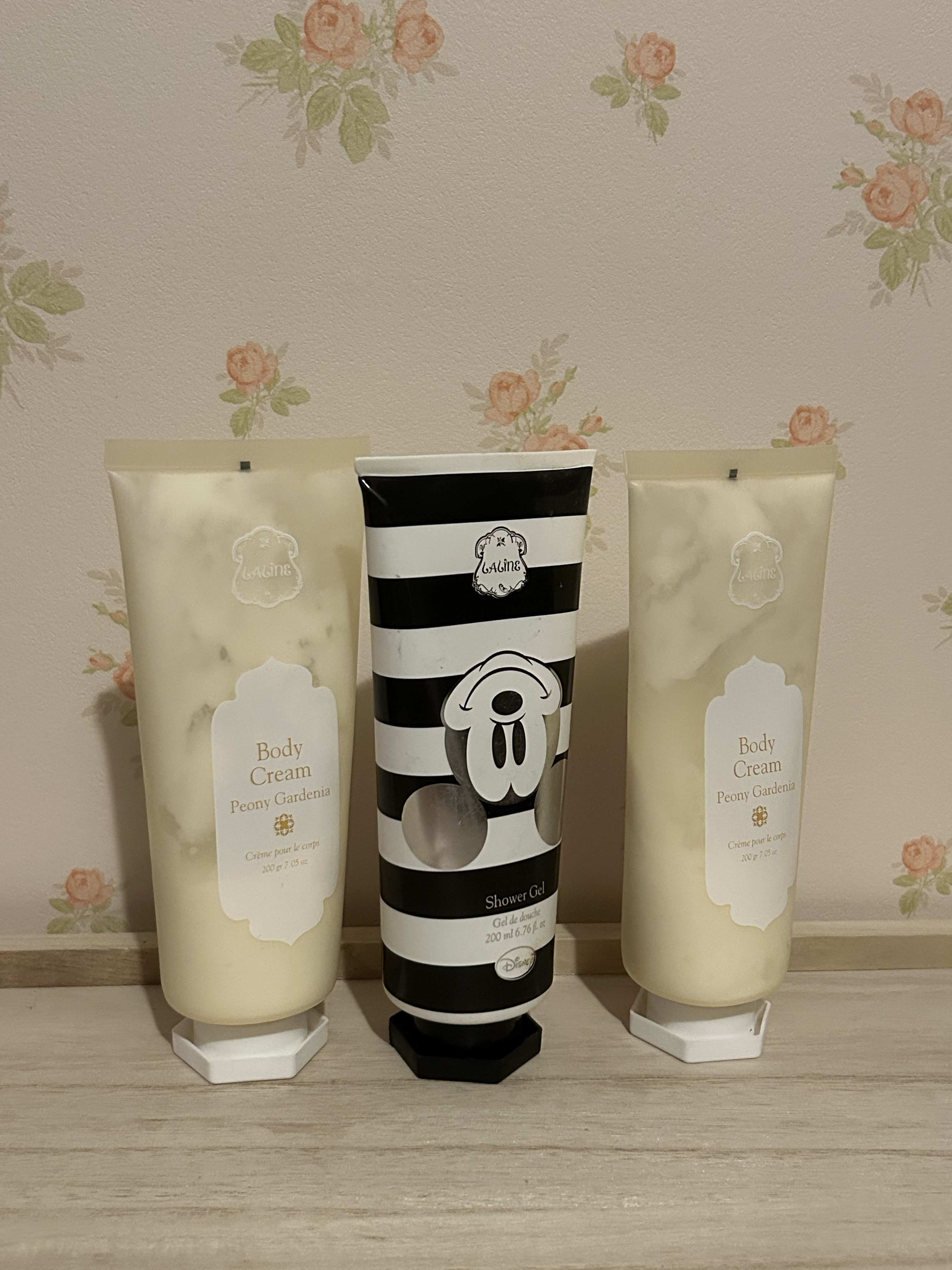 ボディクリーム チューブ ピオニーガーデニア/Laline/ボディクリームを使ったクチコミ（1枚目）