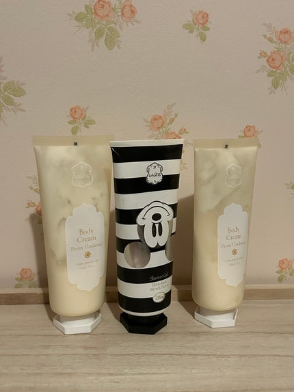 ボディクリーム チューブ ピオニーガーデニア/Laline/ボディクリームを使ったクチコミ(1枚目)