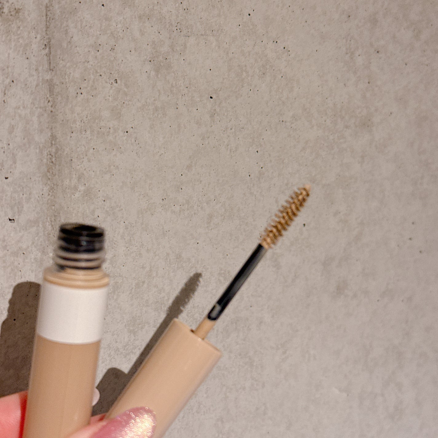 ネイク ブロウカラー コンシーラー/nake/眉マスカラを使ったクチコミ(2枚目)