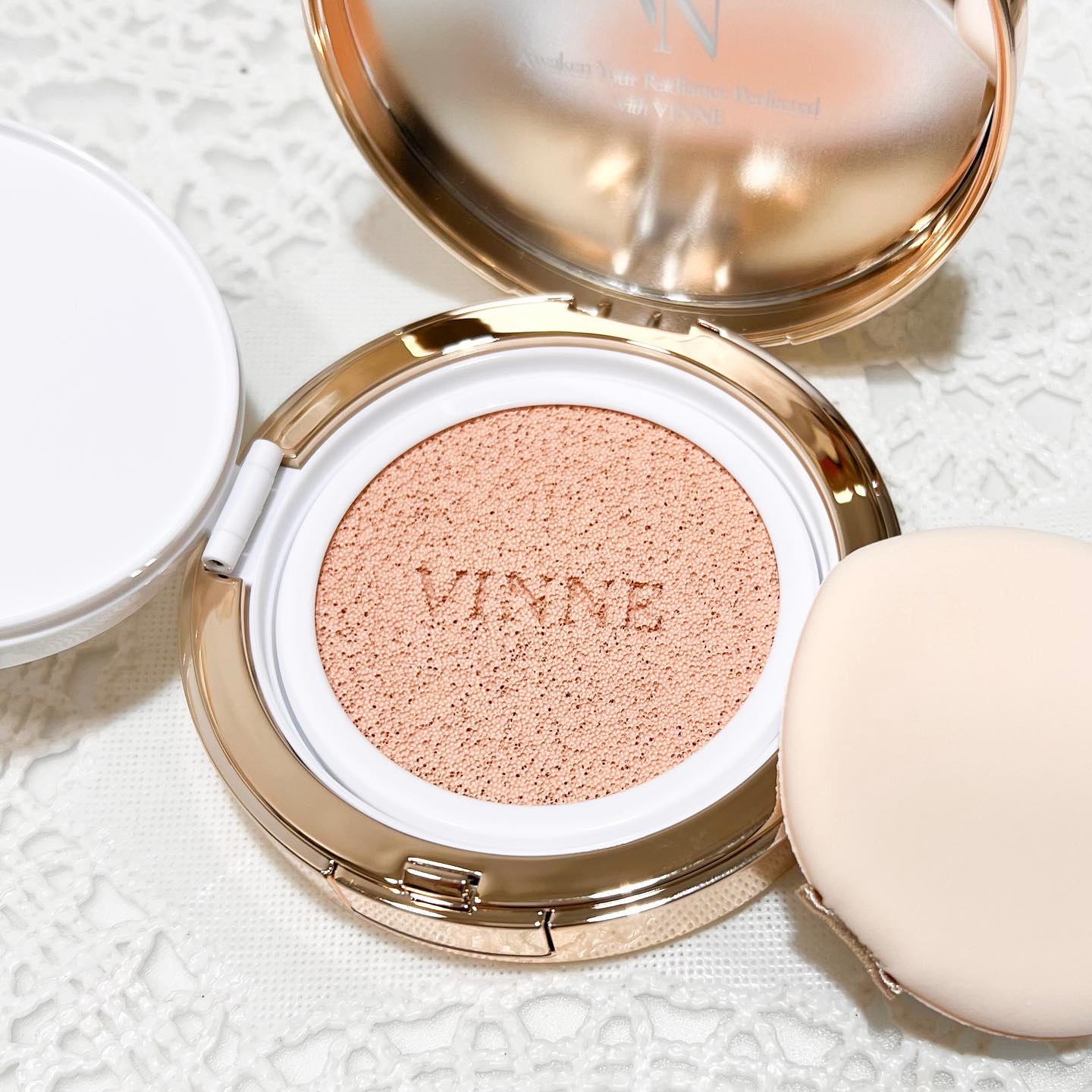 プレステージグロウスキンフィットクッション/VINNE /クッションファンデーションを使ったクチコミ（3枚目）