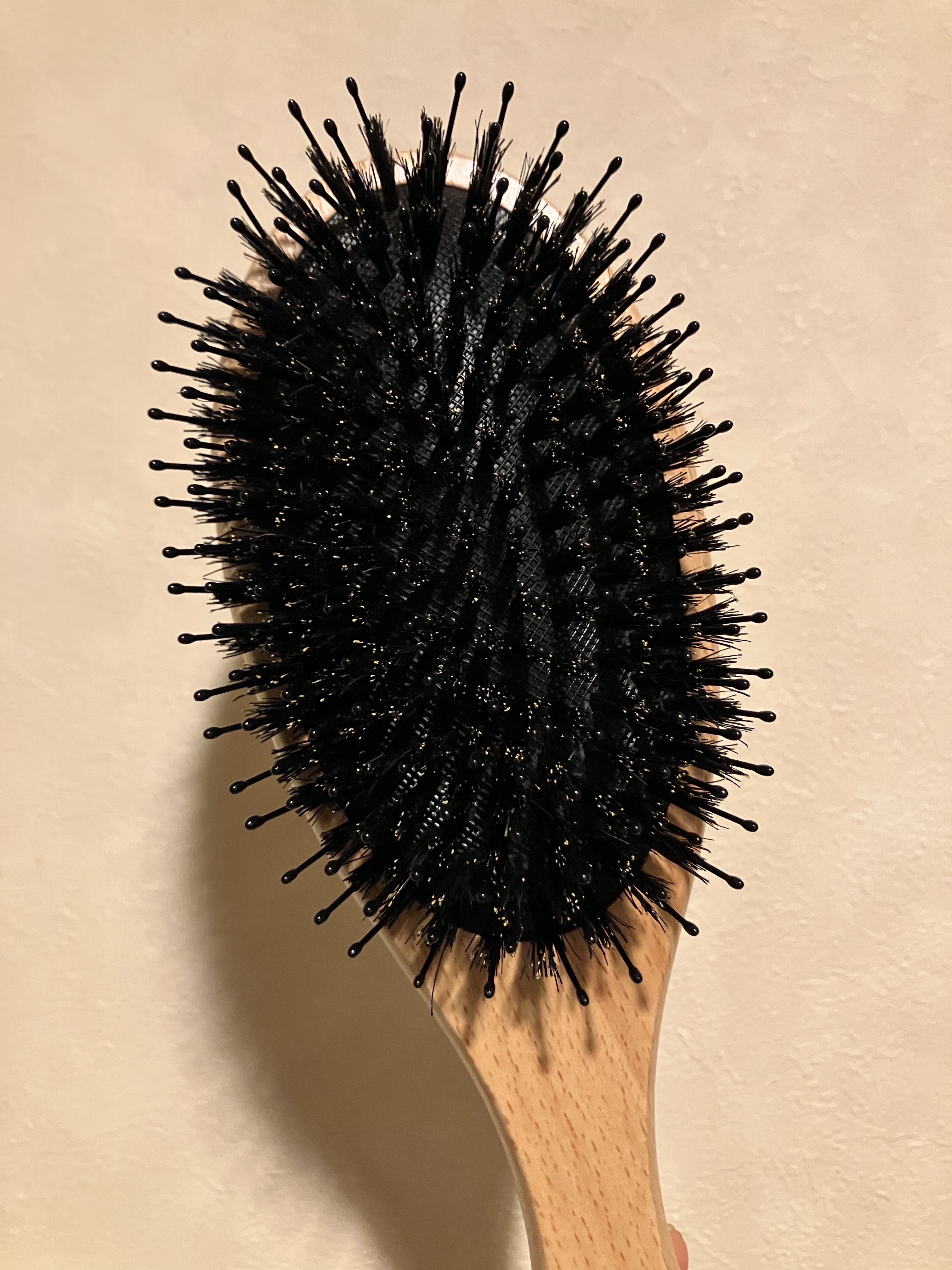 豚毛入りヘアブラシ/Standard Products by DAISO /ヘアブラシを使ったクチコミ（2枚目）