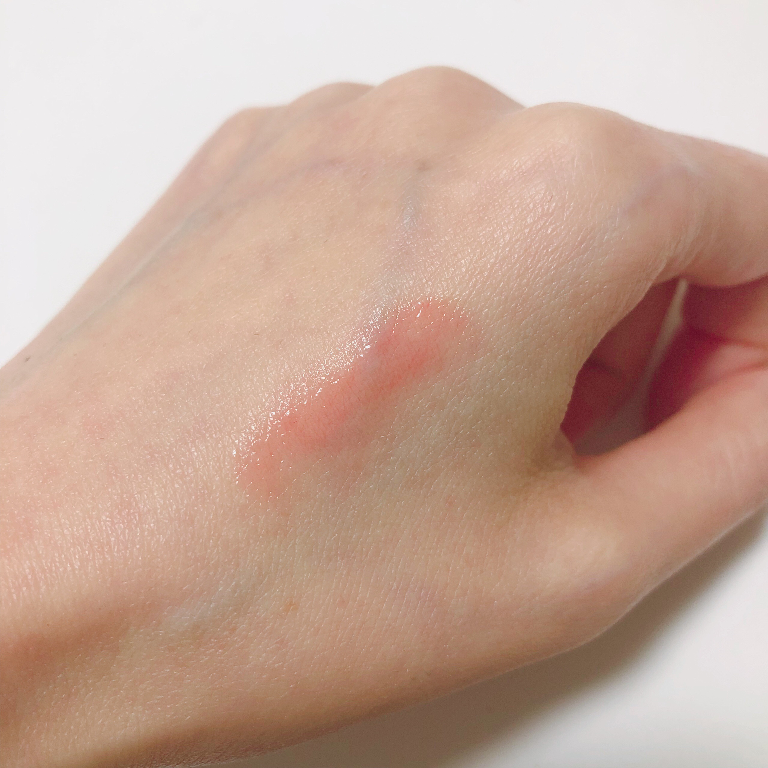 ニベア リッチケア＆カラーリップ シアーレッド/ニベア/リップクリームを使ったクチコミ（3枚目）