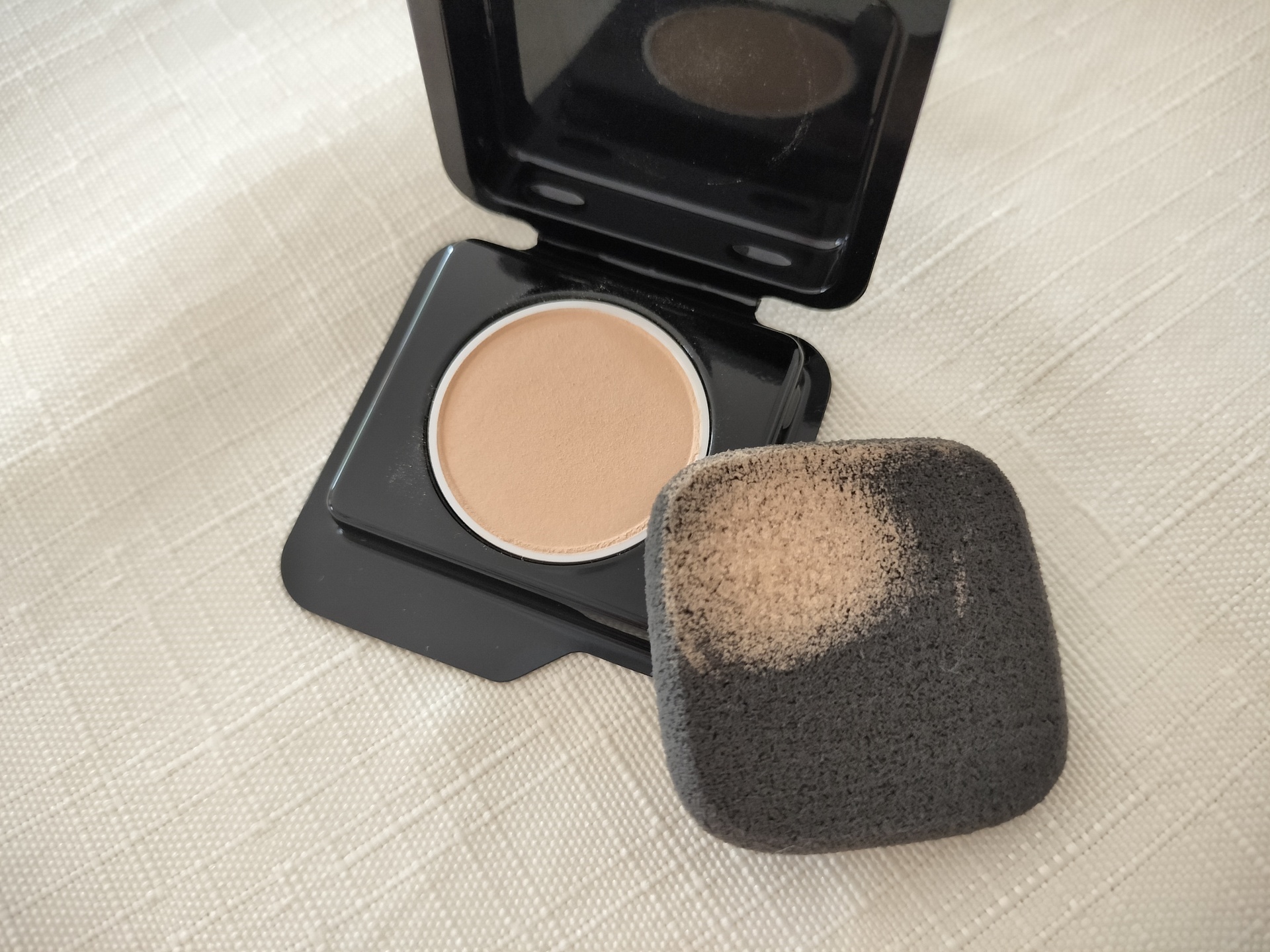 カネボウ メルティフィール ウェアⅡ/KANEBO/クッションファンデーションを使ったクチコミ（3枚目）