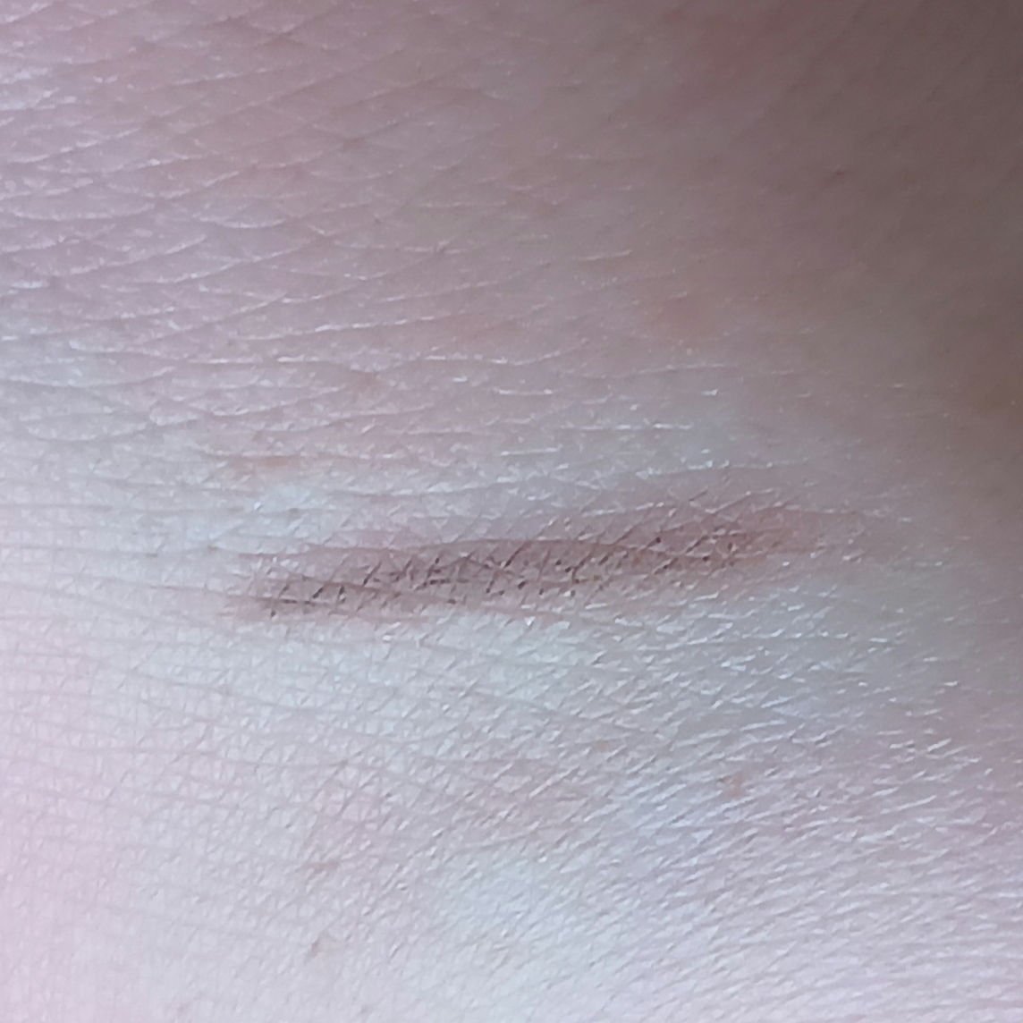 ブラシ付きアイブロウ繰り出し 06 ビターグレージュ/CEZANNE/アイブロウペンシルを使ったクチコミ（2枚目）