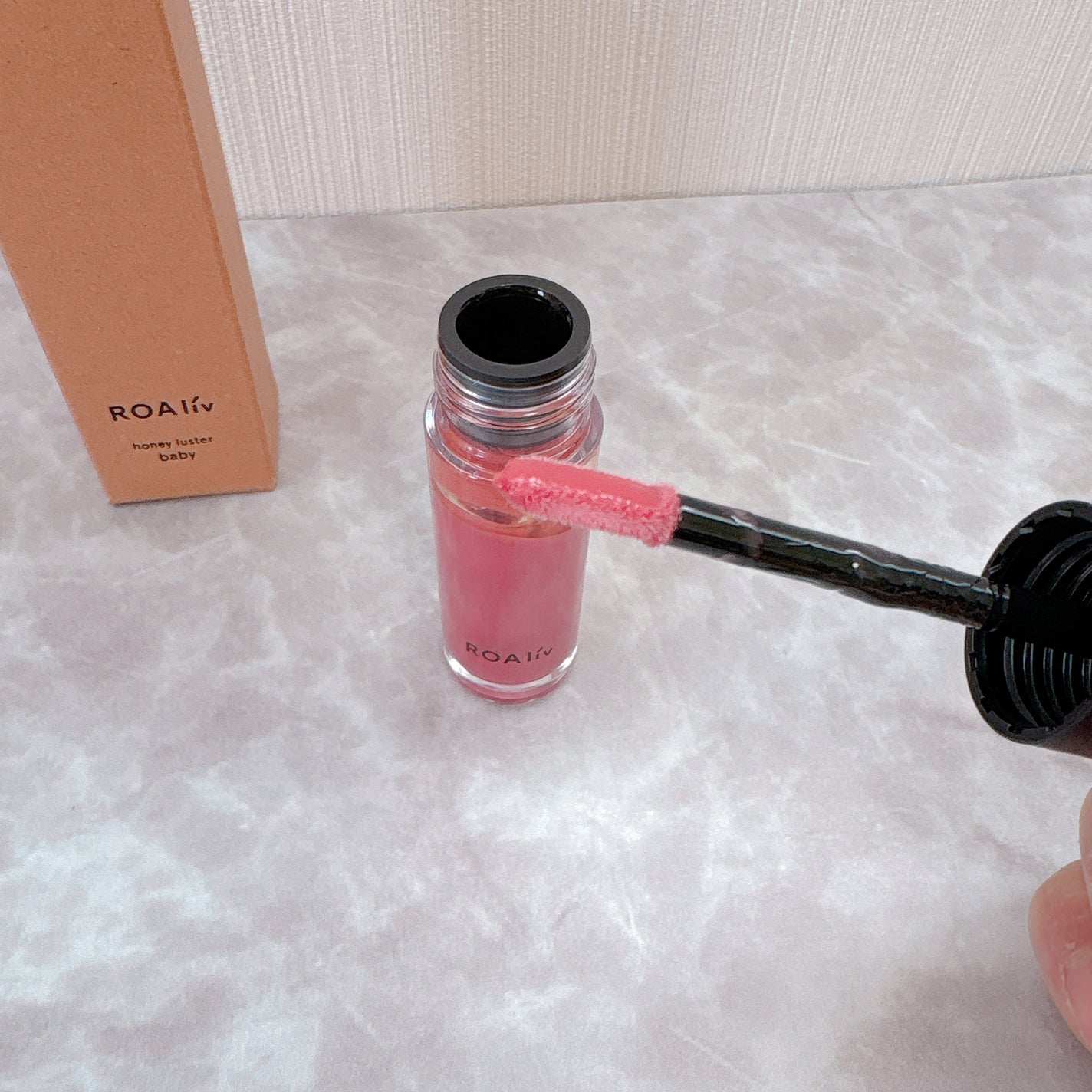 ハニーラスター/ROAlív/リップグロスを使ったクチコミ(3枚目)