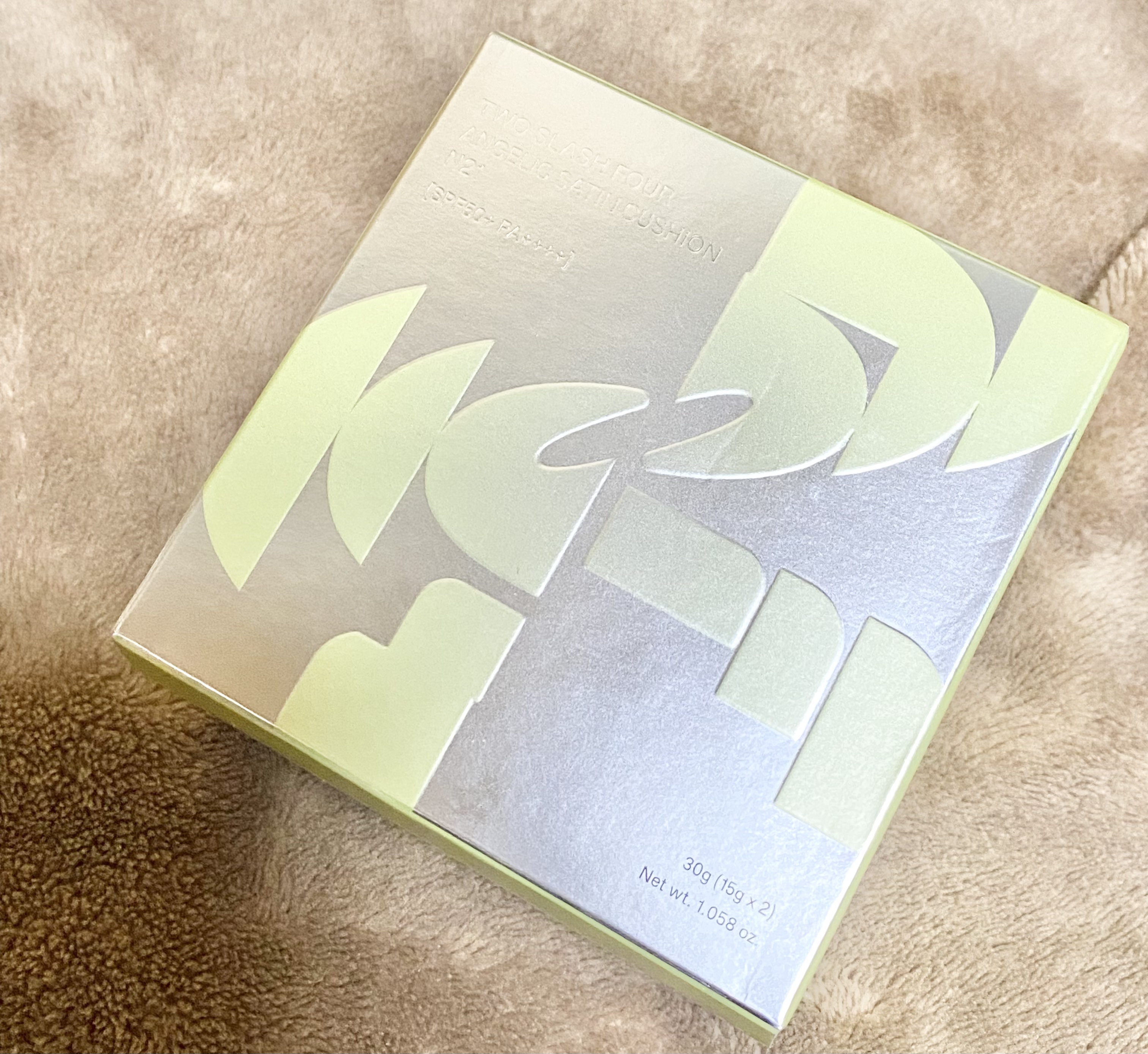 エンジェリックサテンクッション/TWO SLASH FOUR/クッションファンデーションを使ったクチコミ（1枚目）