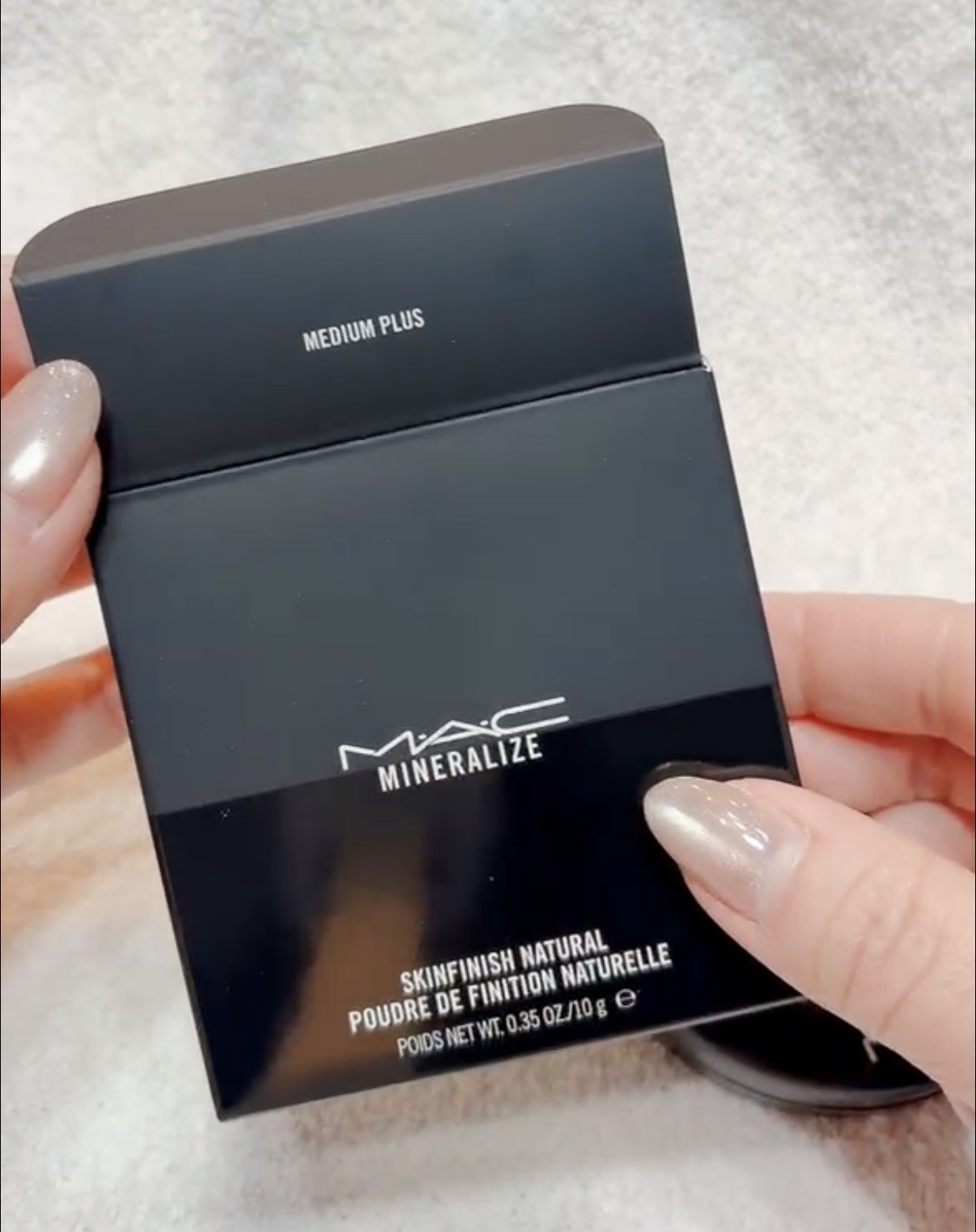 ミネラライズ スキンフィニッシュ/ナチュラル/M・A・C/プレストパウダーを使ったクチコミ（2枚目）