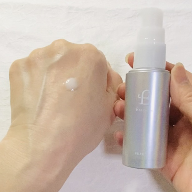 エテルナム エテルナム​ セラムのクチコミ「エテルナムセラム

ヒト臍帯由来間葉系幹細胞培養上清液※を高配合。

※ 整肌成分

シルバー.....」（2枚目）