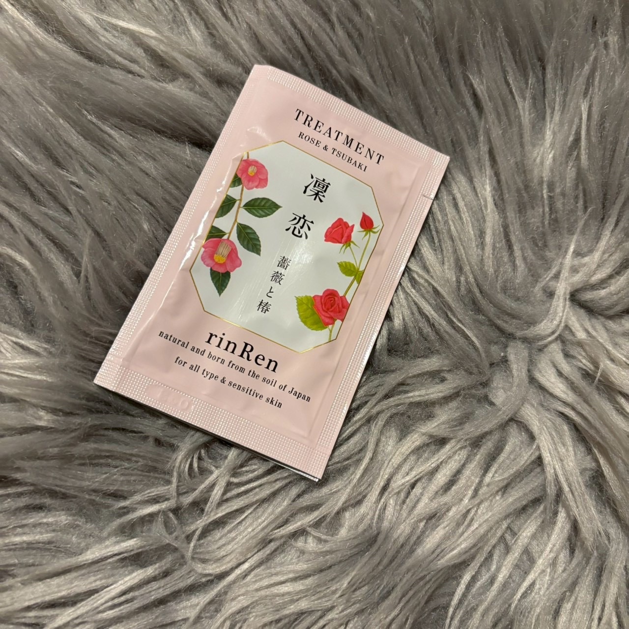 トライアルセット ローズ&ツバキ/rinRen（凛恋）/トライアルキットを使ったクチコミ（1枚目）