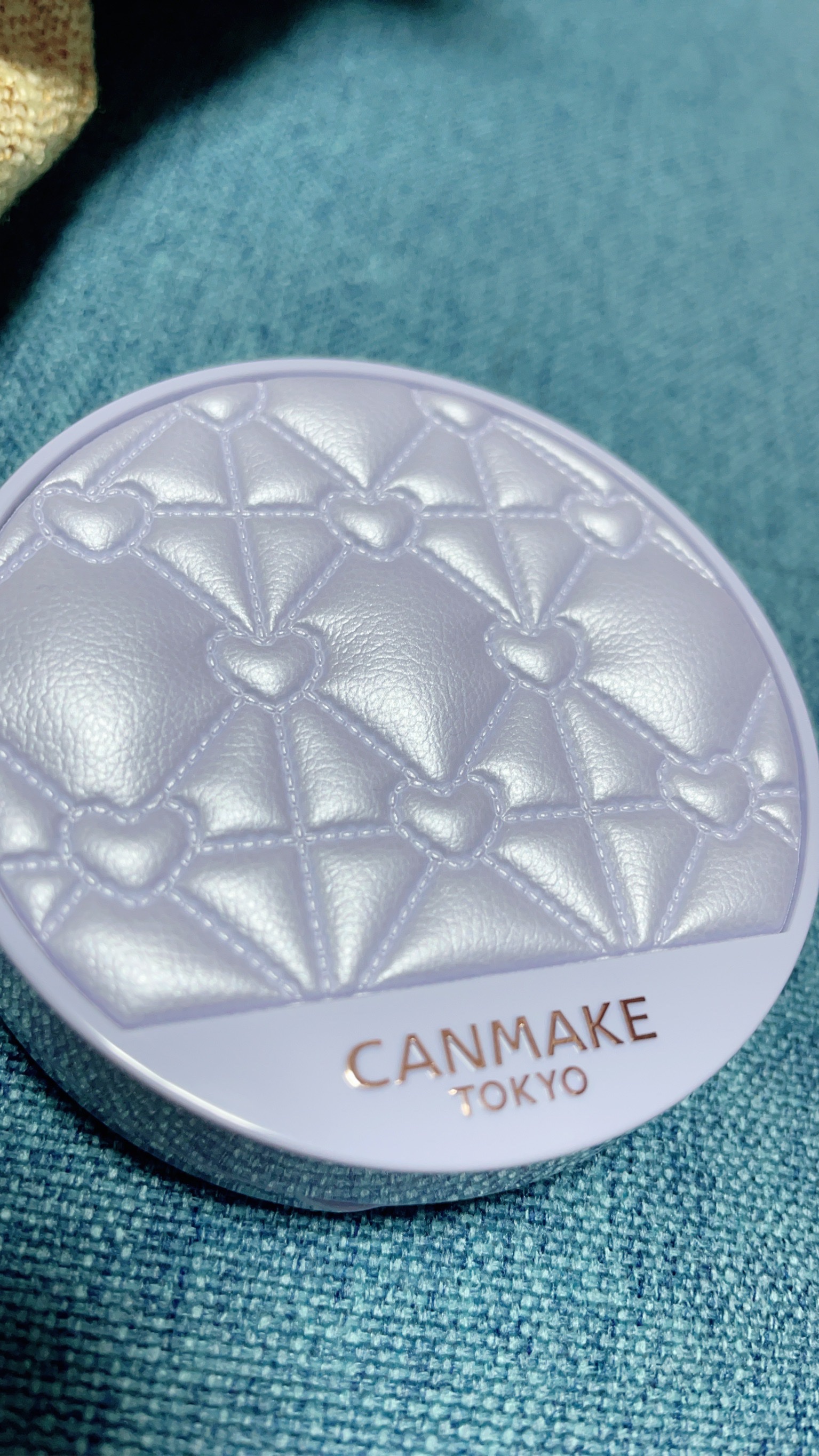 イルミネイティングフィニッシュパウダー　～Abloom～/キャンメイク/プレストパウダーを使ったクチコミ（1枚目）