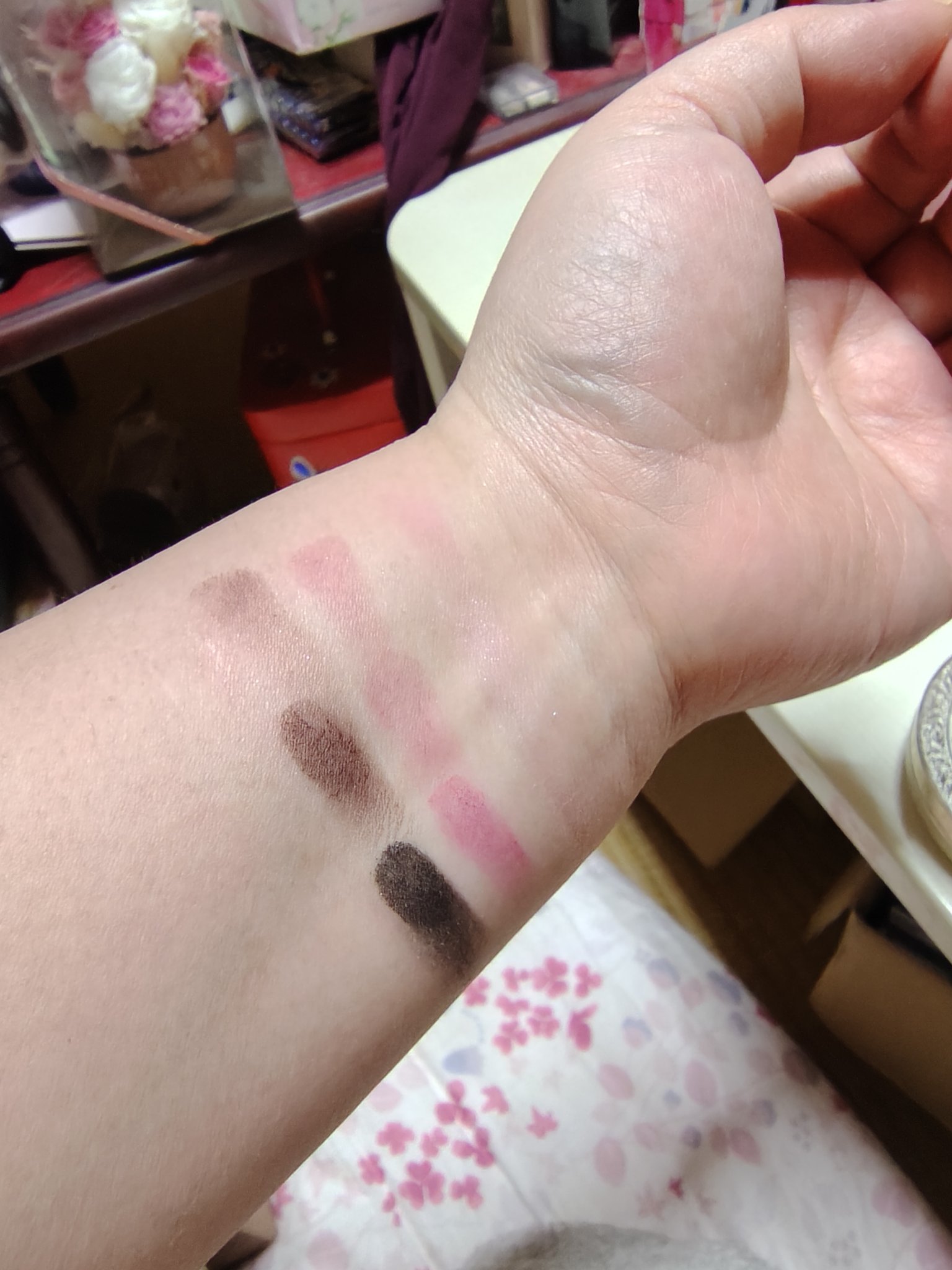 ラスティングマルチアイベース WP/キャンメイク/アイシャドウベースを使ったクチコミ（2枚目）