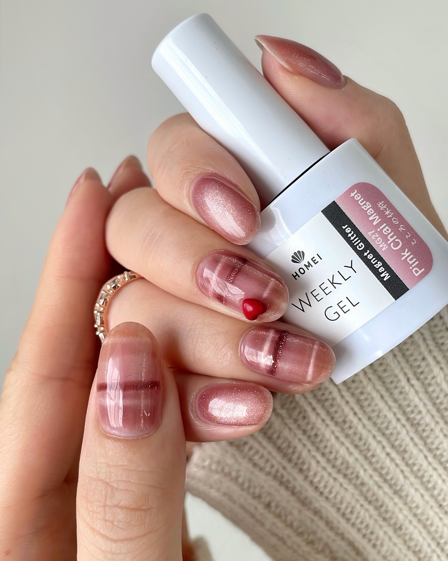 HOMEI ウィークリージェル MG12E Twinkle Magnet 満ちる光/HOMEI/ジェルネイルを使ったクチコミ（2枚目）