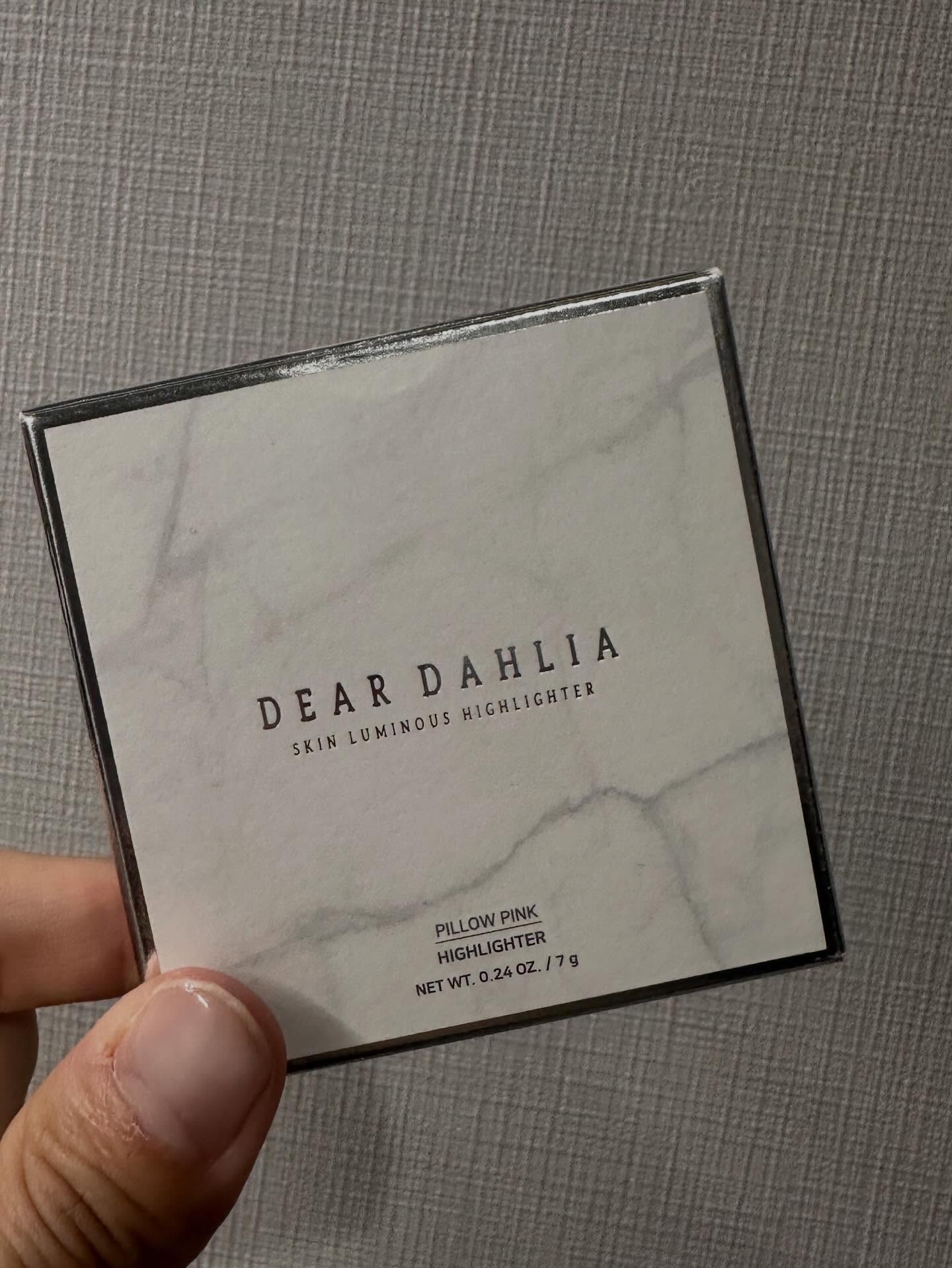 スキンルミナスハイライター/DEAR DAHLIA/パウダーハイライトを使ったクチコミ（2枚目）