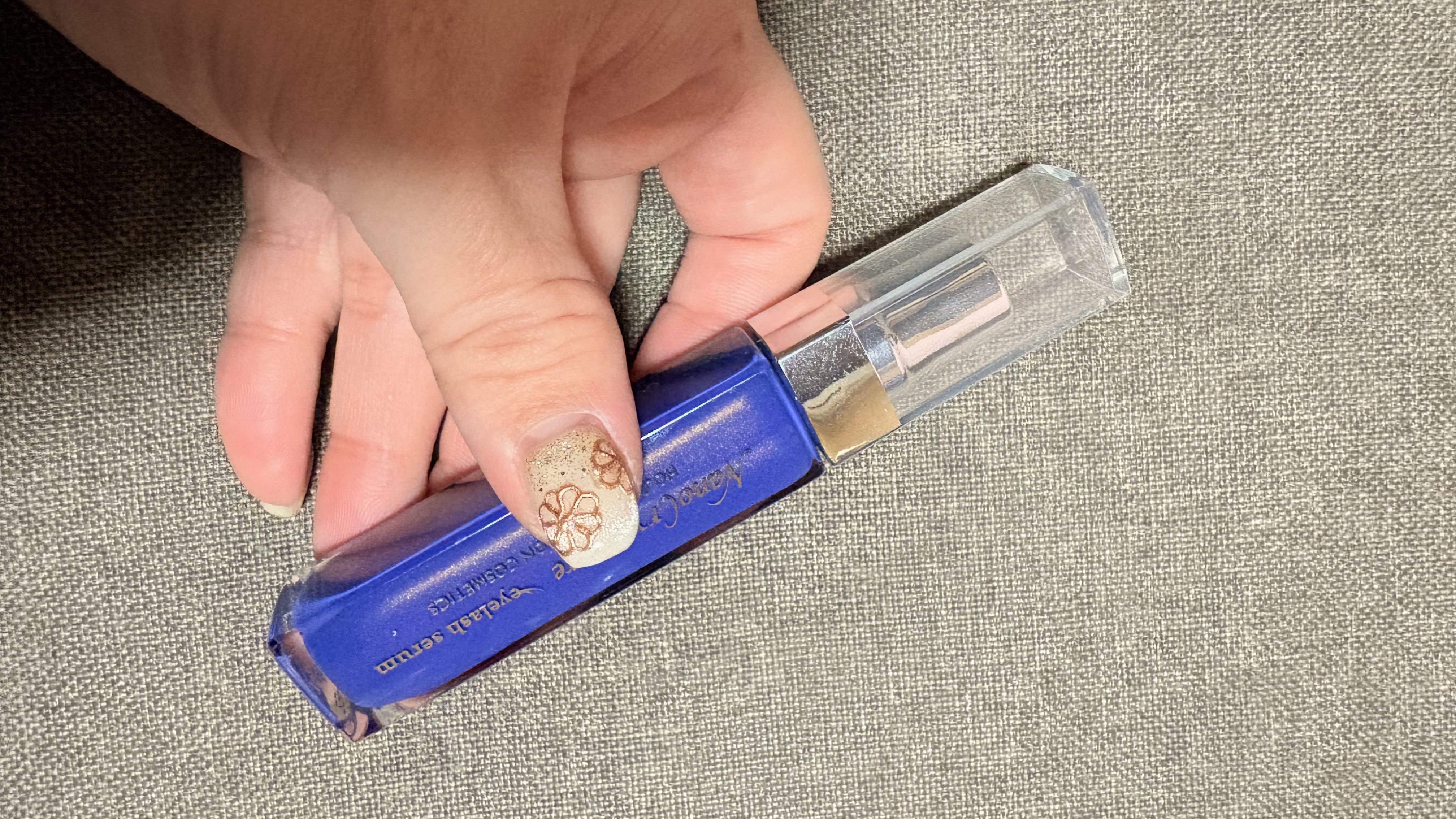 ナノクリスフェアアイラッシュセラム/ナノクリスフェア/まつげ美容液を使ったクチコミ（1枚目）