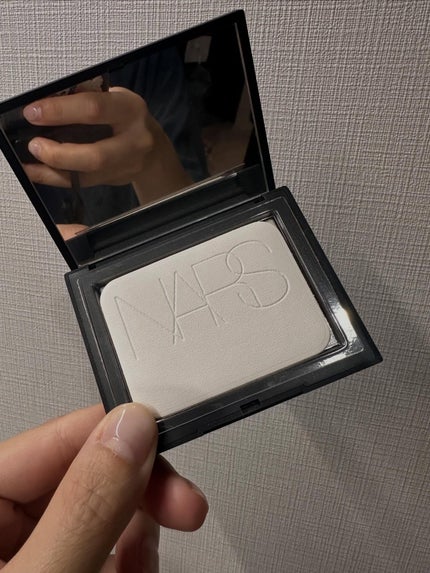 ライトリフレクティングセッティングパウダー プレスト N/NARS/プレストパウダーを使ったクチコミ(3枚目)
