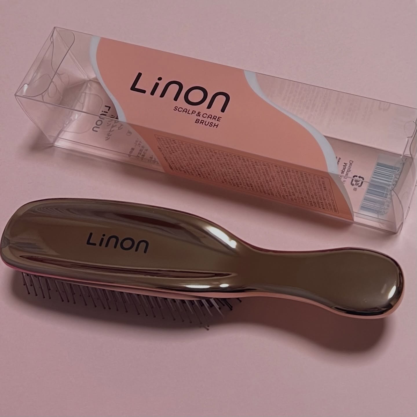 リノン スカルプケアブラシ ピンク/Linon/スカルプブラシを使ったクチコミ（3枚目）