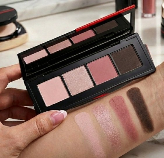 SHISEIDO エッセンシャリスト アイパレットのクチコミ「SHISEIDO
エッセンシャリスト アイパレット
06Hanatsubaki Street .....」（2枚目）