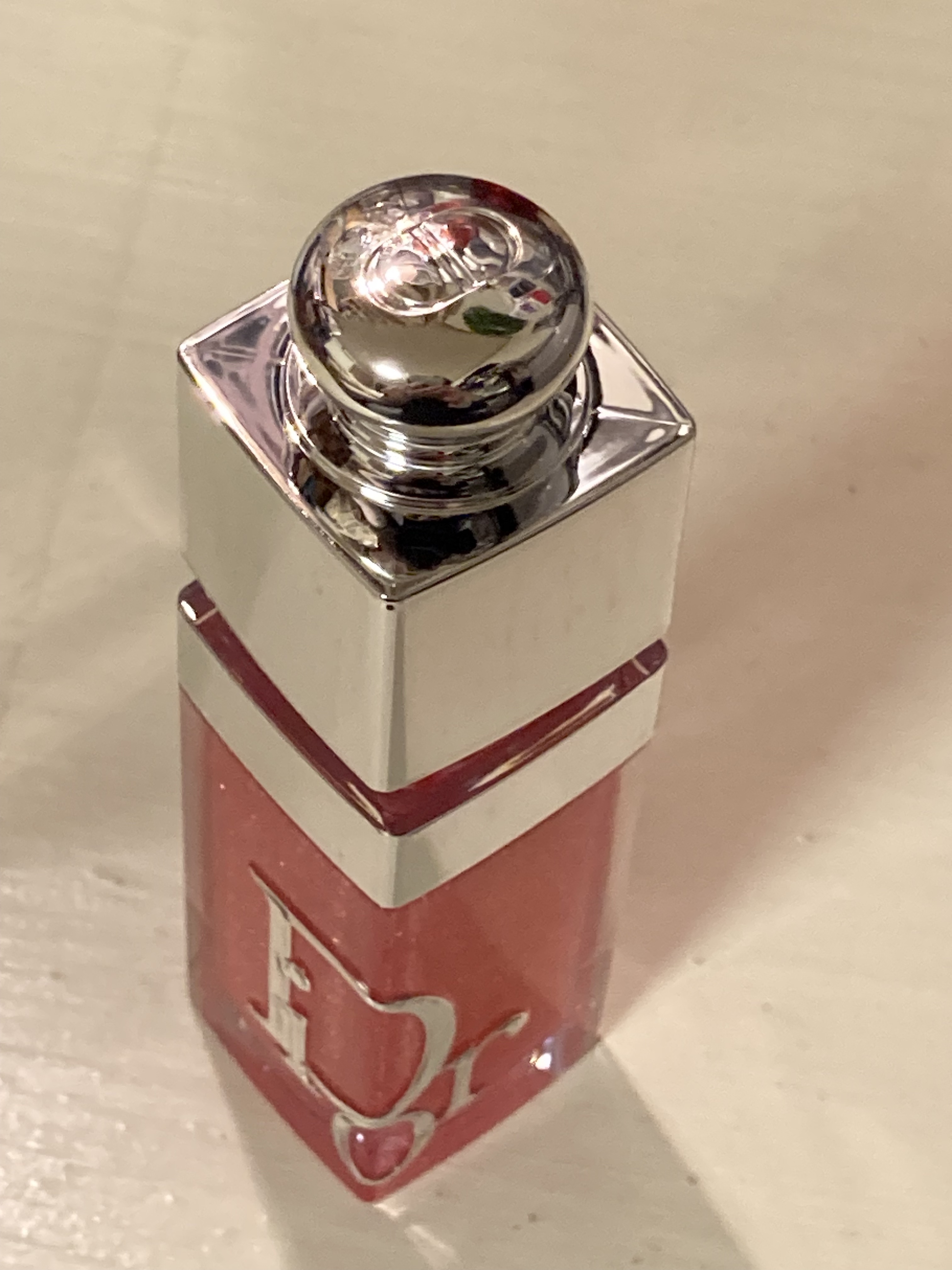 ディオール アディクト リップ グロウ オイル 072 フィズィー ピンク（スプリング コレクション 2026 限定色）/Dior/リップオイルを使ったクチコミ（2枚目）