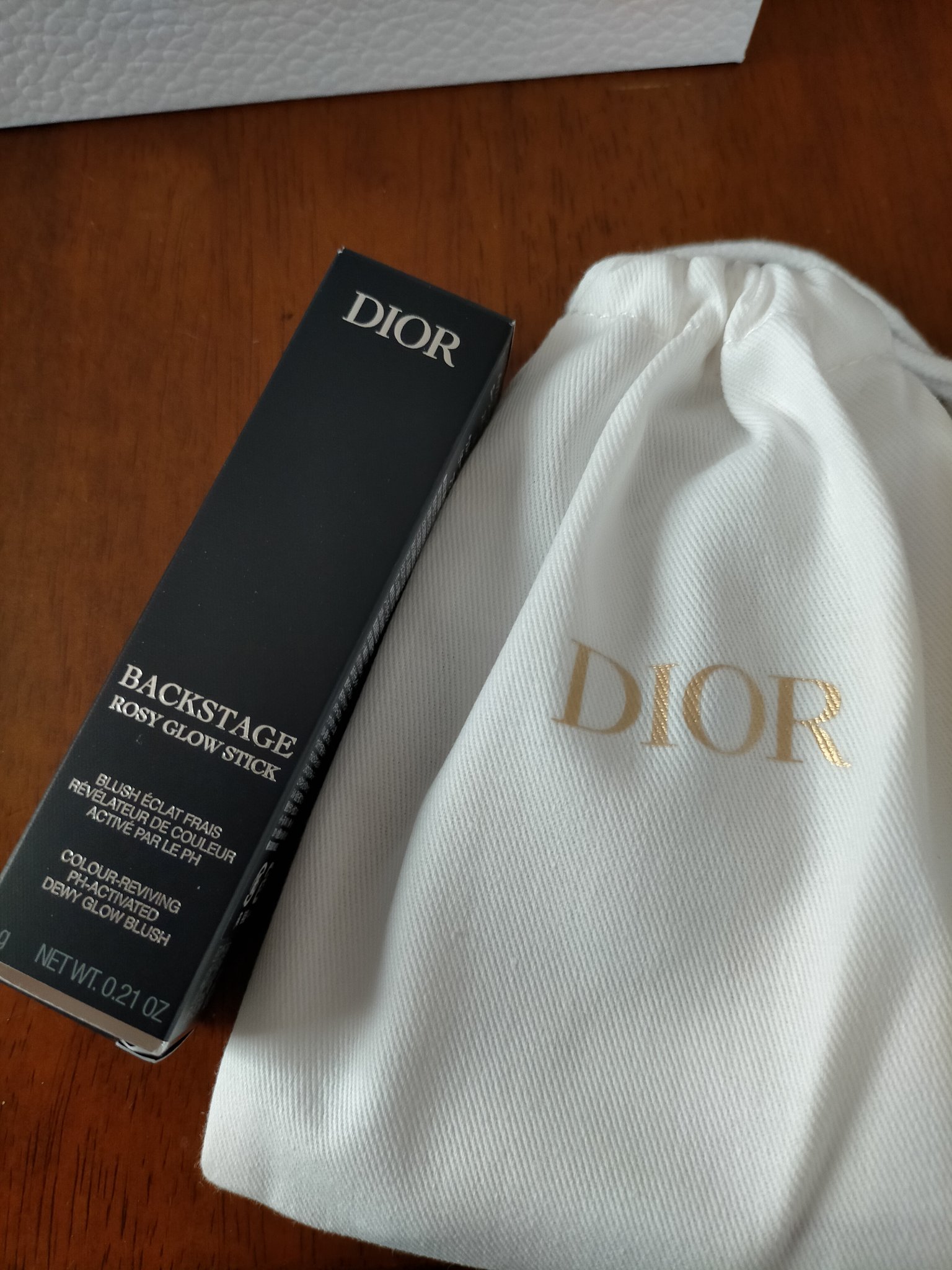バックステージ ロージー グロウ スティック/Dior/チークを使ったクチコミ（2枚目）