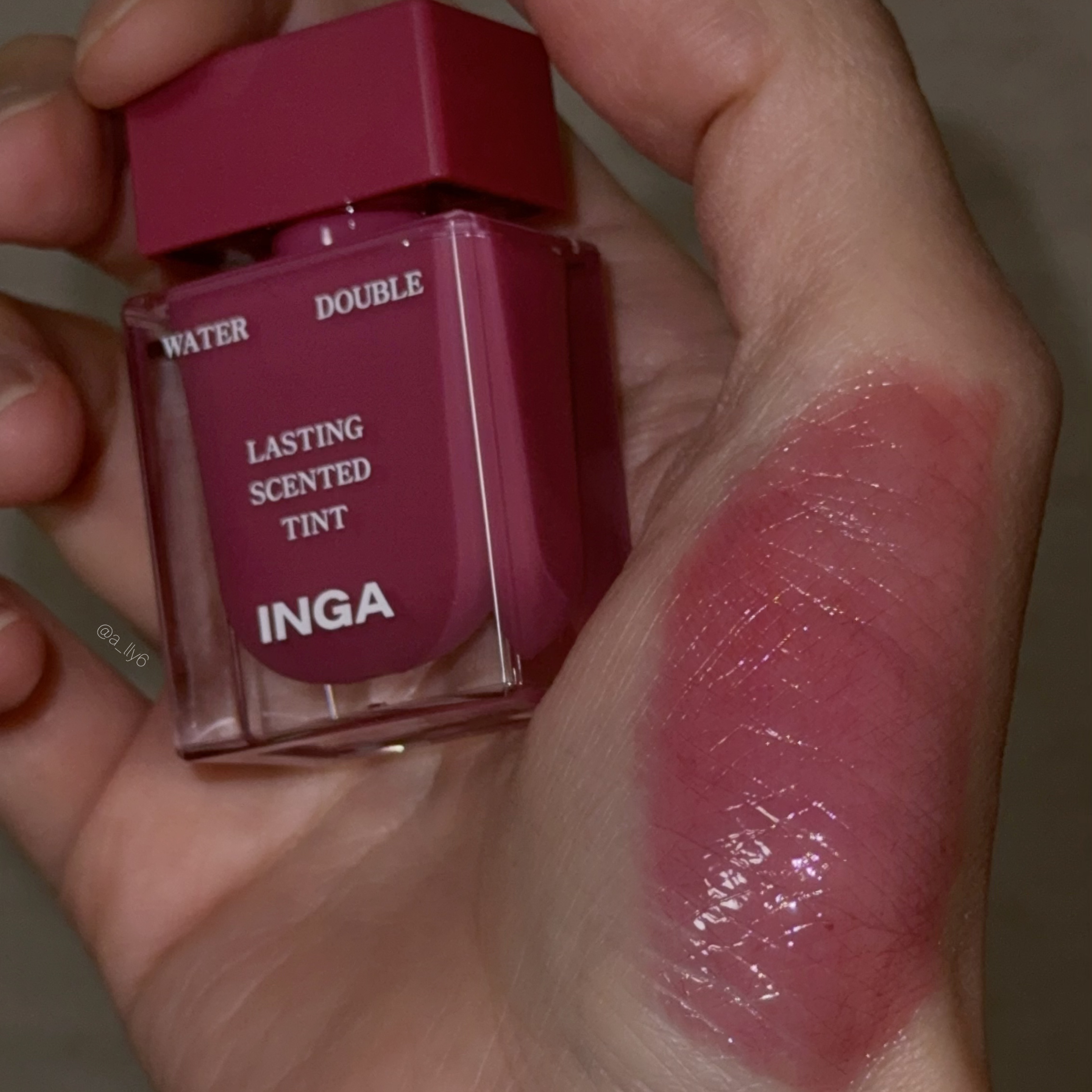 ウォーターダブルラスティングセンティッドティント/INGA/リップティントを使ったクチコミ（1枚目）