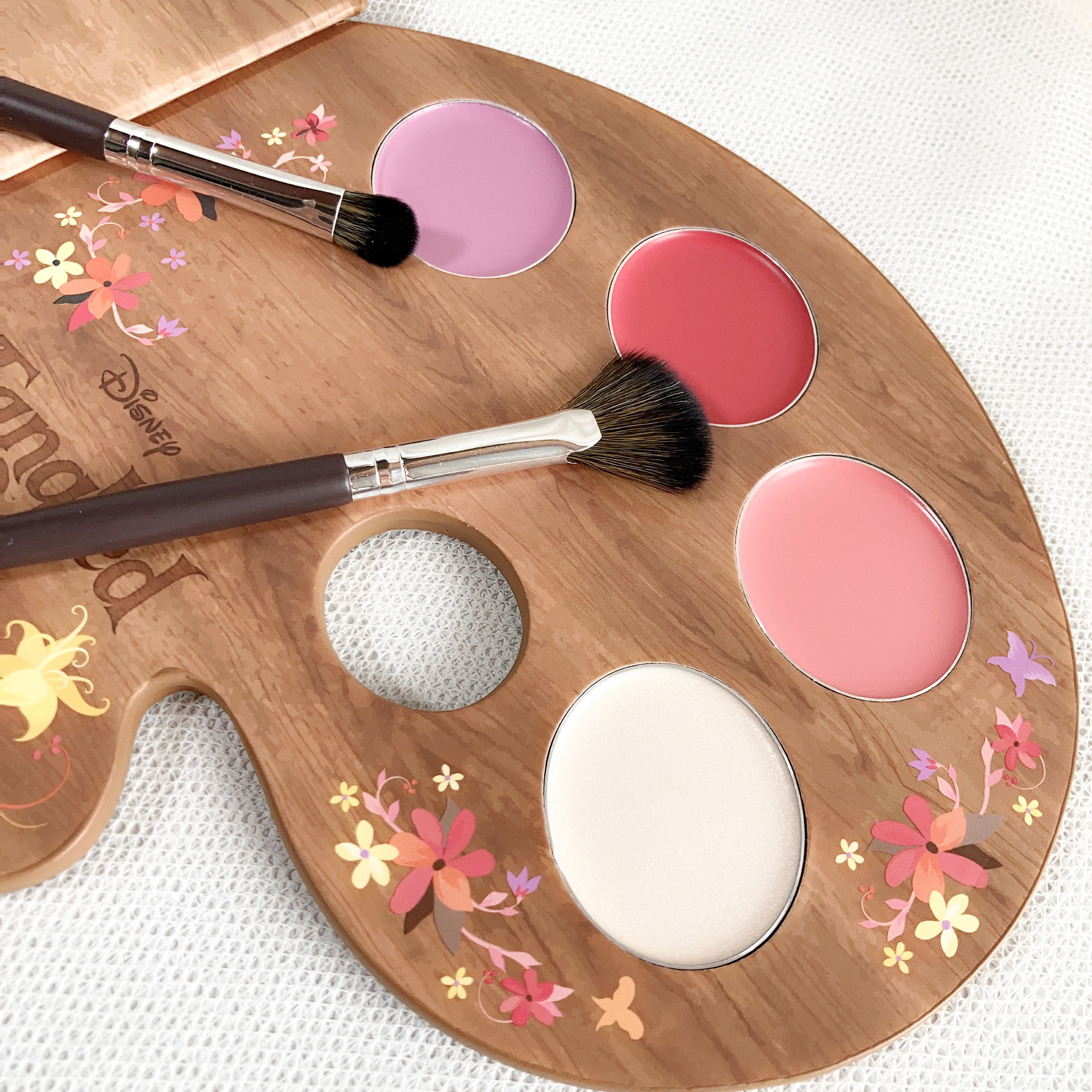 マルチパレット〈塔の上のラプンツェル〉/SHOBIDO/マルチパレットを使ったクチコミ（1枚目）