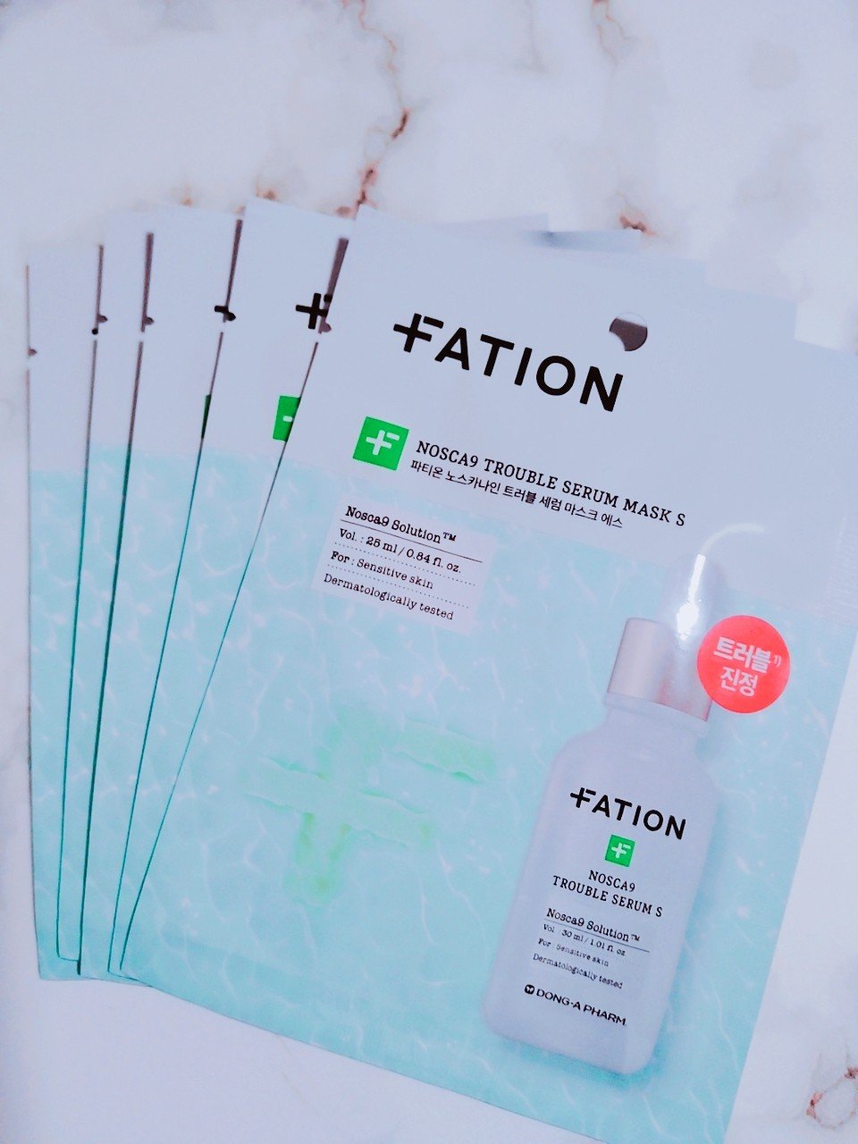 　　　　　　　　　今日のマスク
　
皆さん、こんばんは☺
今日はFATION　ノスカナイン T セラムマスク S。

薄めですが、密着してヒタヒタで使い心地いいです。



＃FATION
＃ノスカナイン T セラムマスク S