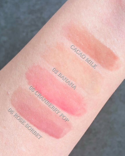 えむ。 投稿ある方フォロバ100リムバ100 on LIPS 「唇にのせた瞬間、とろっと広がる濃密オイル💋なのに重さやベタつき..」(2枚目)