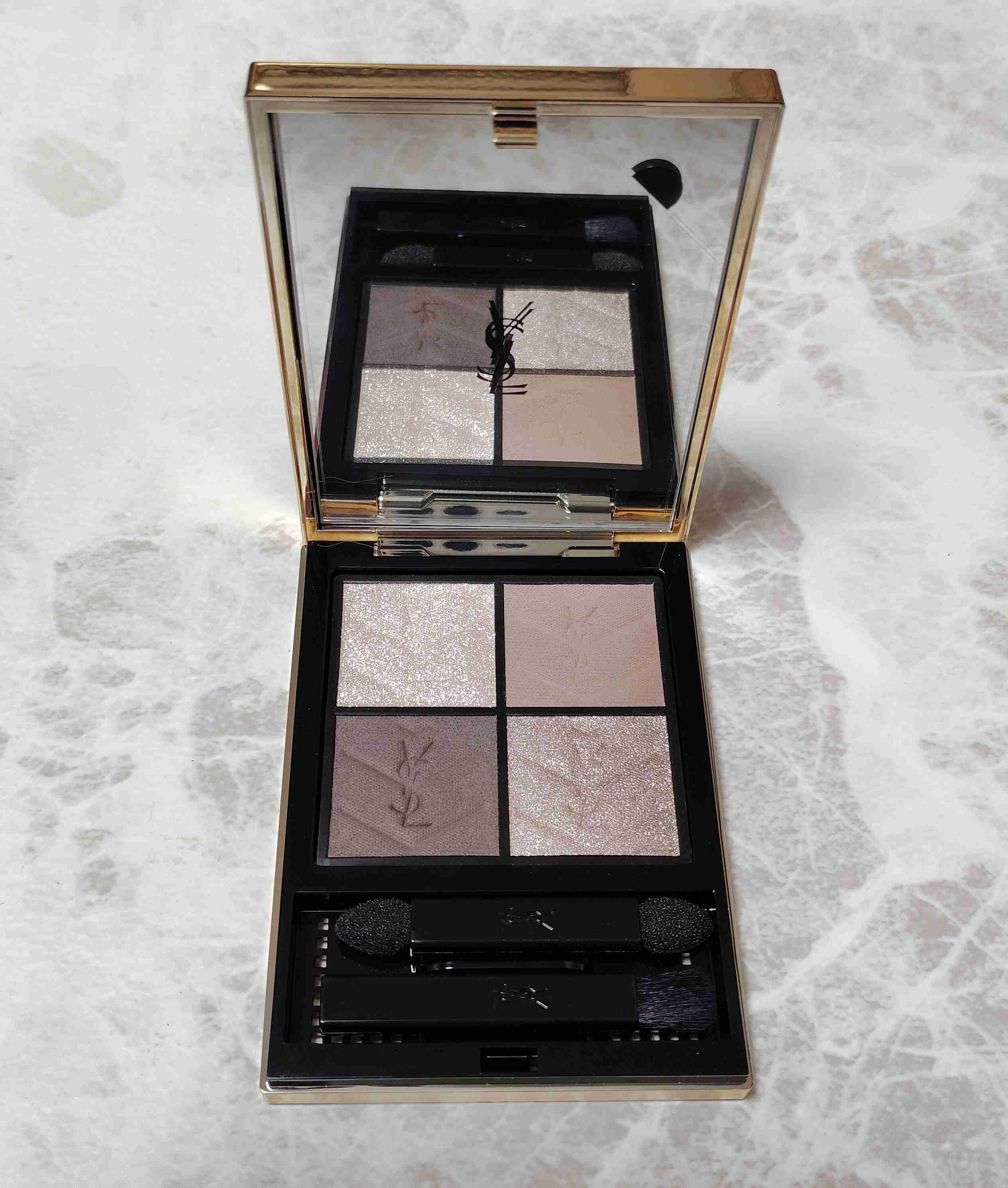 クチュール ミニ クラッチ/YVES SAINT LAURENT BEAUTE/アイシャドウパレットを使ったクチコミ（2枚目）