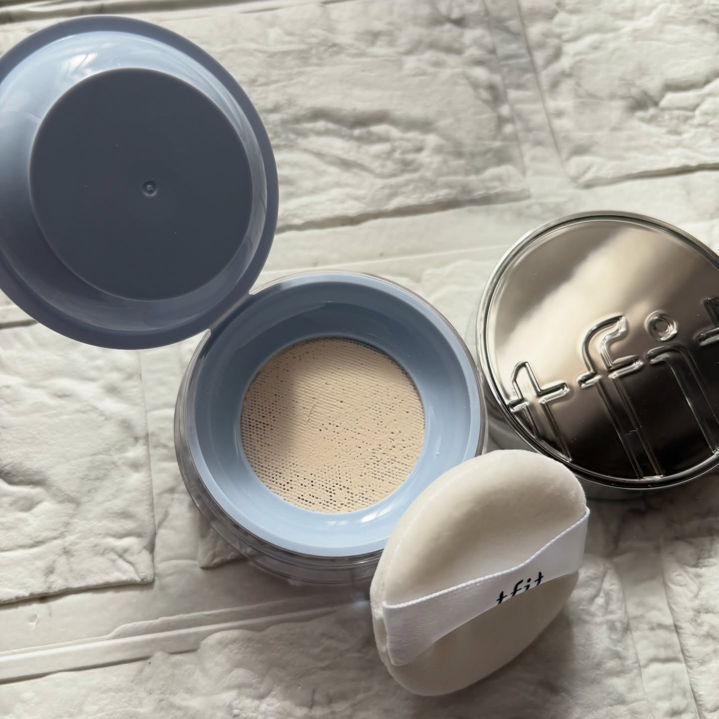 トランスルーセントセットエッセンシャルパウダー/TFIT/ルースパウダーを使ったクチコミ（3枚目）