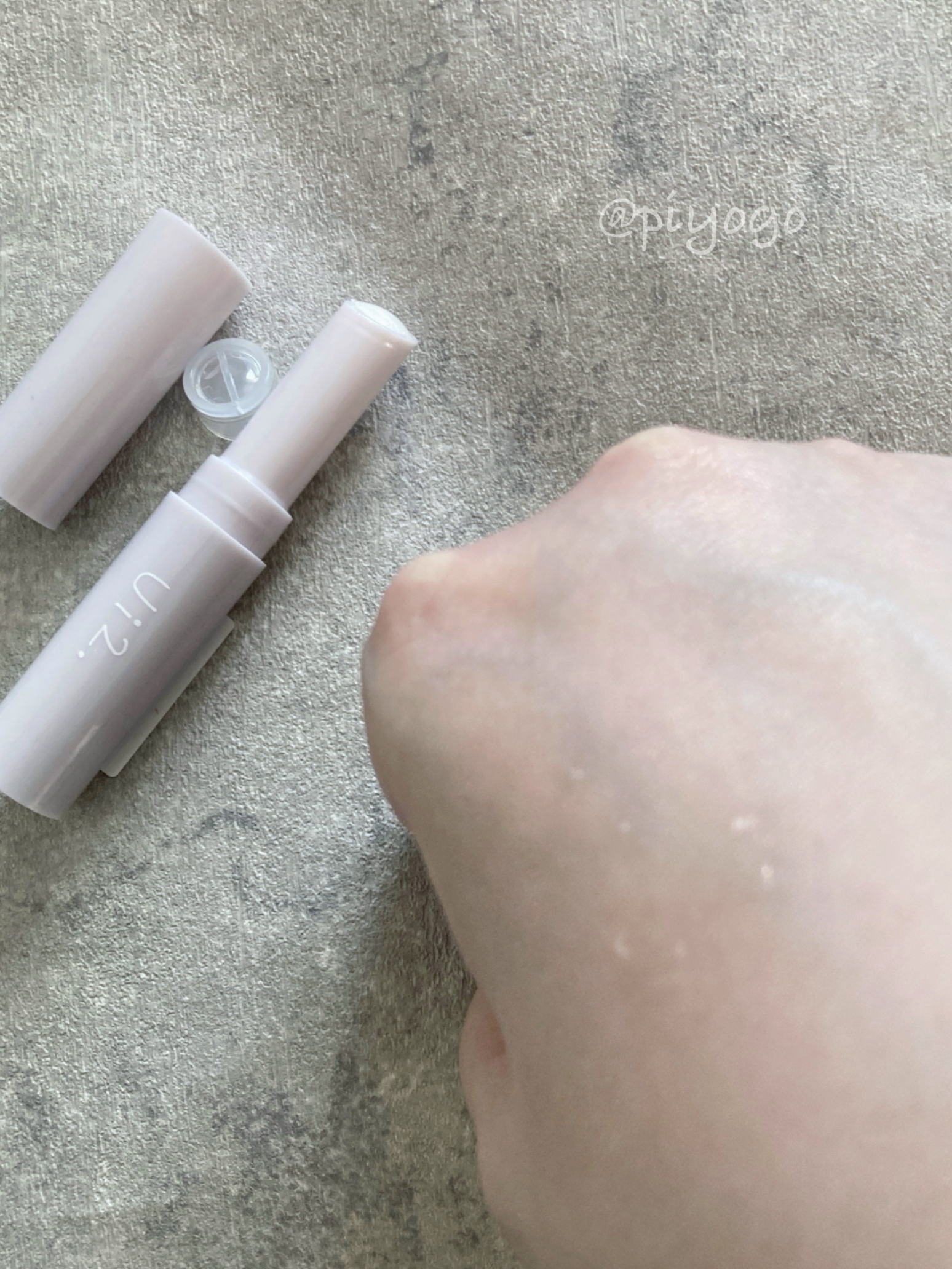 ハイドロゼリーグロウスティック/Ui2./スティックアイシャドウを使ったクチコミ（3枚目）