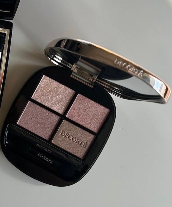 スキンシャドウ デザイニング パレット/DECORTÉ/アイシャドウパレットを使ったクチコミ(1枚目)