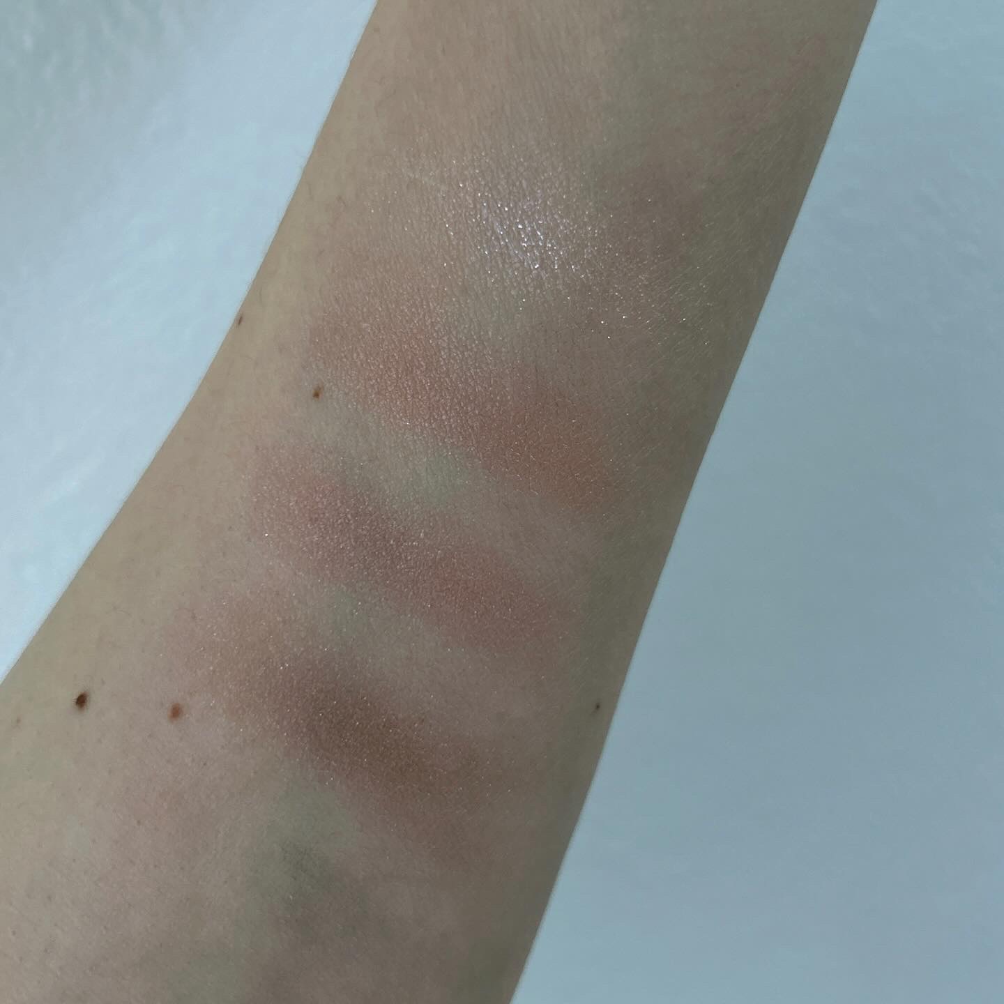 スキンシャドウ デザイニング パレット/DECORTÉ/アイシャドウパレットを使ったクチコミ（3枚目）