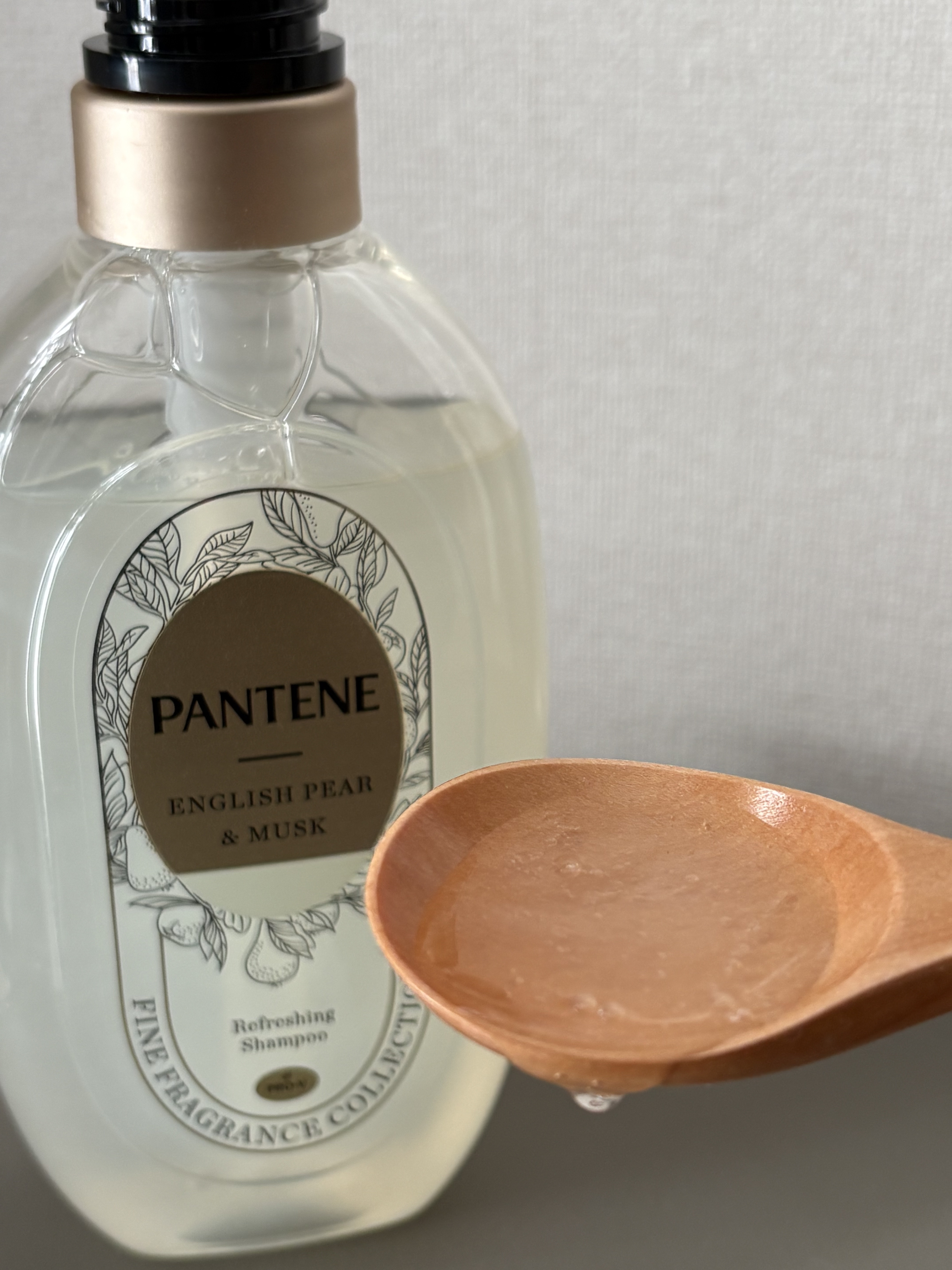 ファインフレグランスコレクション イングリッシュペアー＆ムスクの香り リフレッシングシャンプー/トリートメント/パンテーン/市販シャンプーを使ったクチコミ（2枚目）