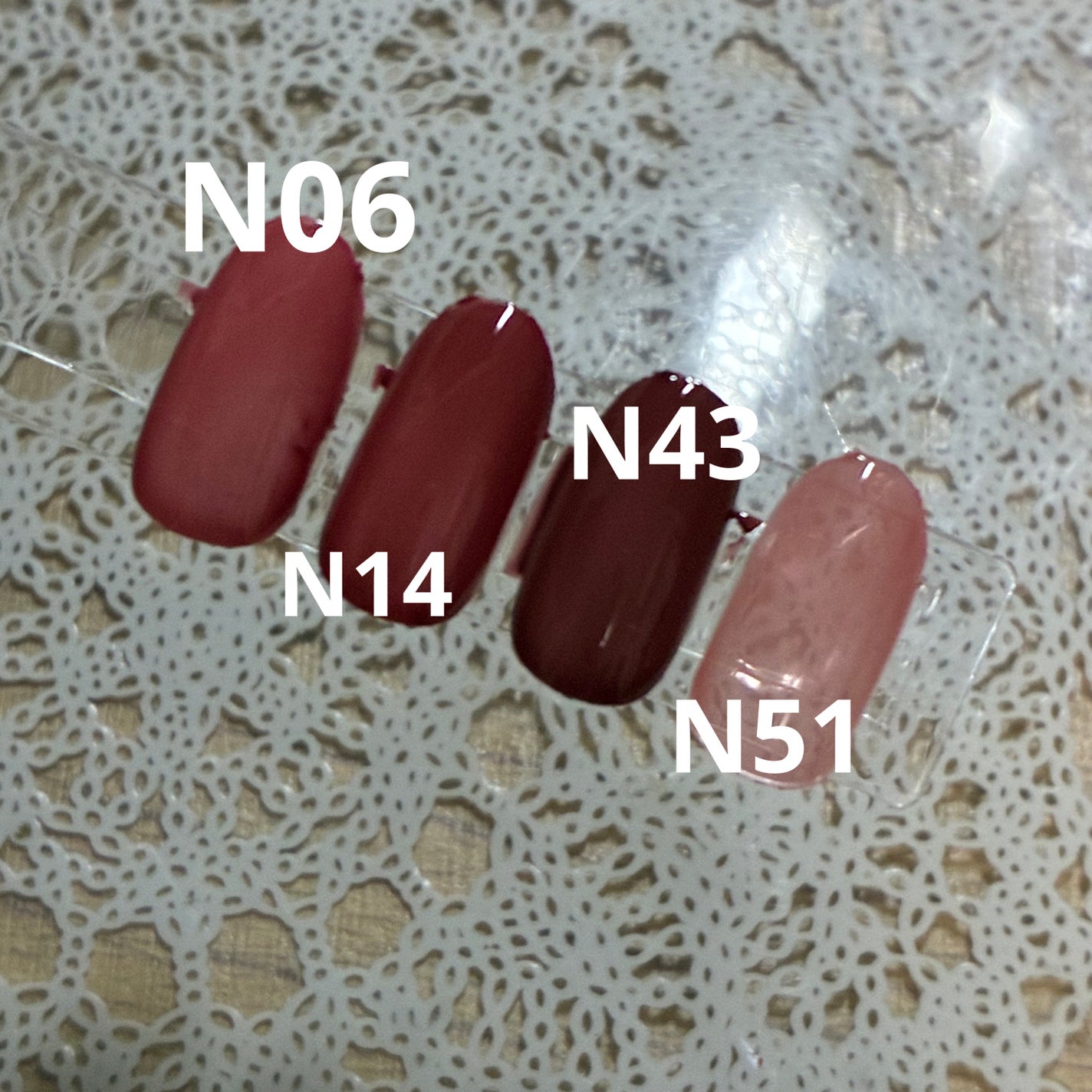 カラフルネイルズ/キャンメイク/マニキュアを使ったクチコミ(2枚目)