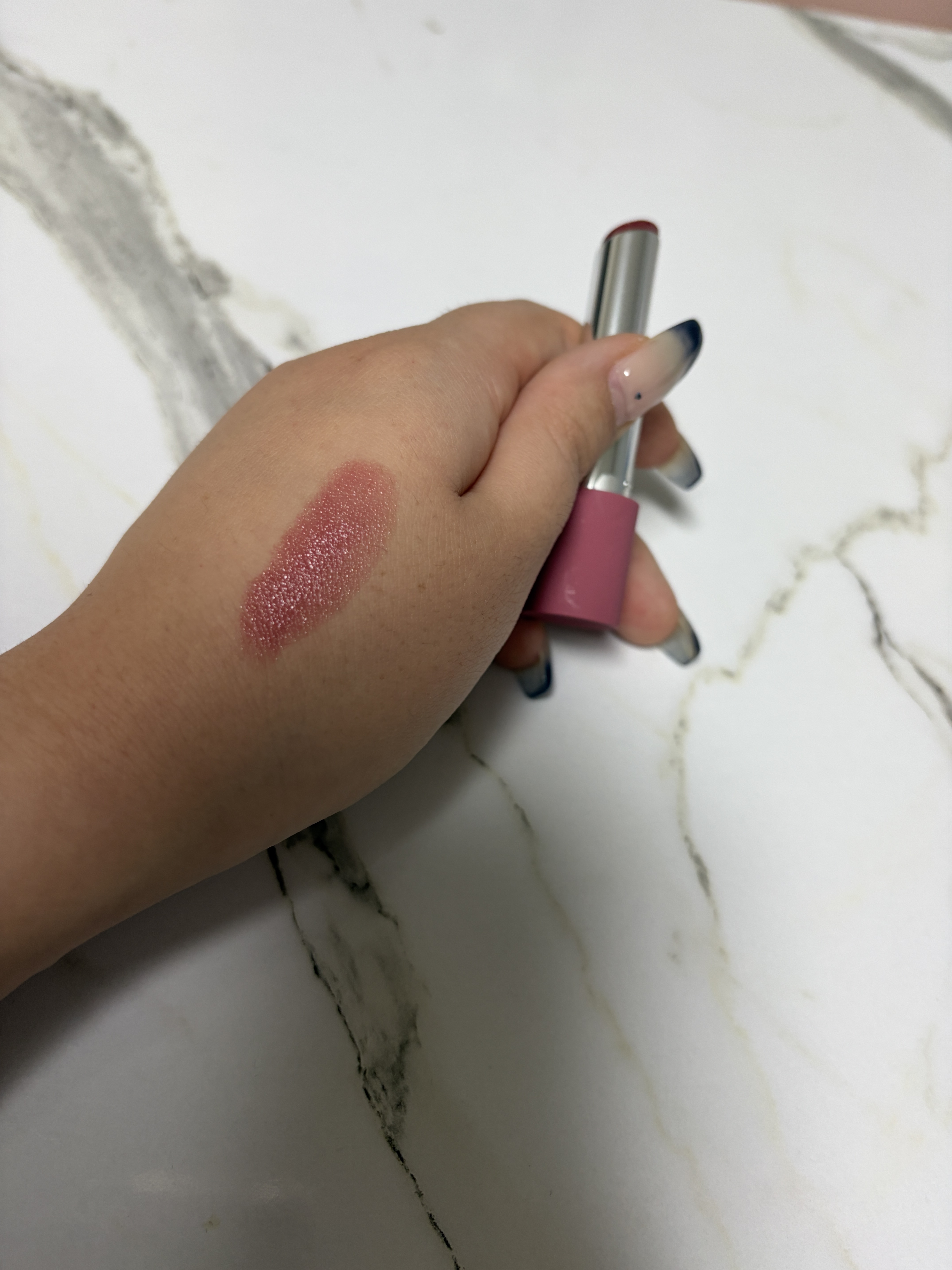 ノーウェアリップスティックバーミンググロー/espoir/口紅を使ったクチコミ（1枚目）