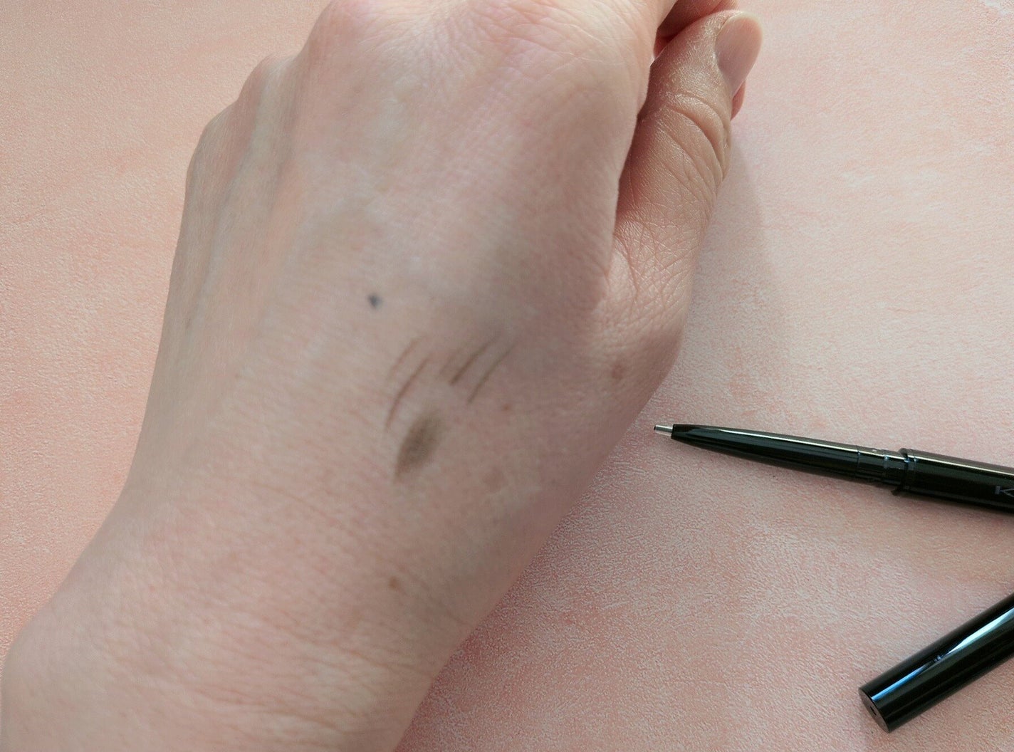 みきみきちゃま on LIPS 「今回ご紹介する商品は『ケイト アイブロウペンシルスーパースリム..」(5枚目)