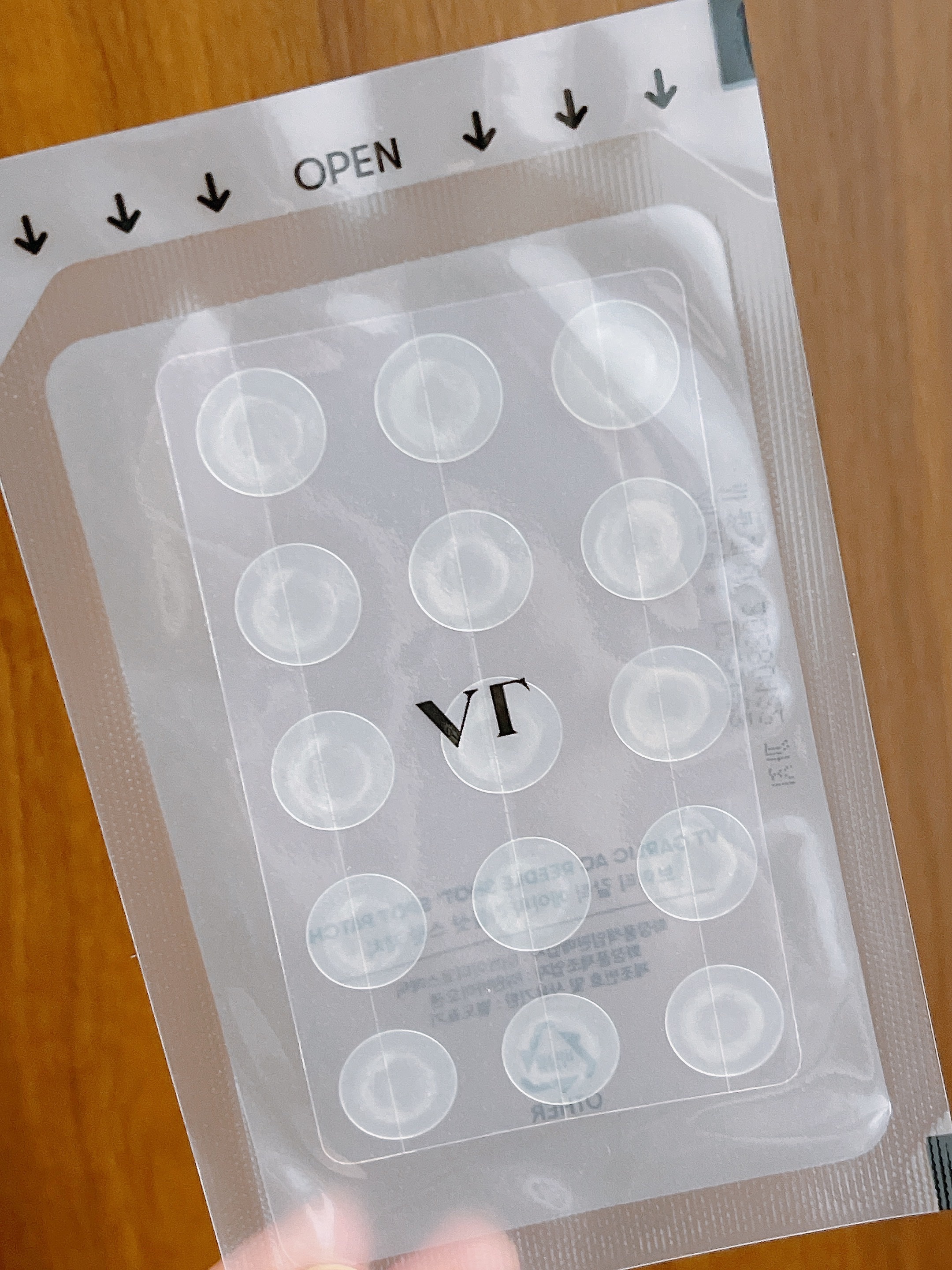 ガーリック リードルショット スポットパッチ/VT/その他スキンケアを使ったクチコミ（2枚目）