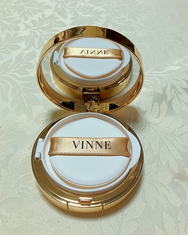 プレステージグロウスキンフィットクッション/VINNE /クッションファンデーションを使ったクチコミ（3枚目）