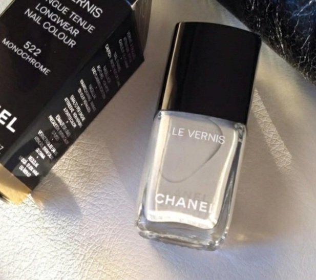 ヴェルニ/CHANEL/マニキュアを使ったクチコミ（2枚目）