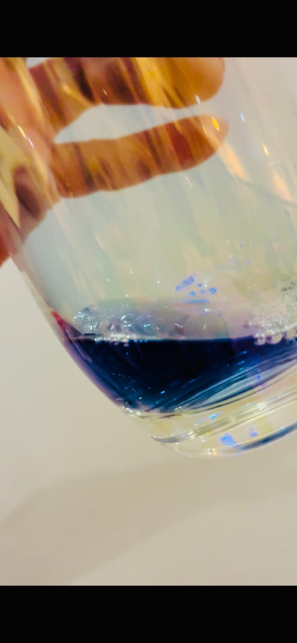 EUTHYMOL ホワイトニングパープルコレクターマウスウォッシュのクチコミ「まずパッケージ可愛すぎん!?!?💜🦷
この紫×レトロ感、洗面所に置いてあるだけで気分上がるやつ.....」(3枚目)