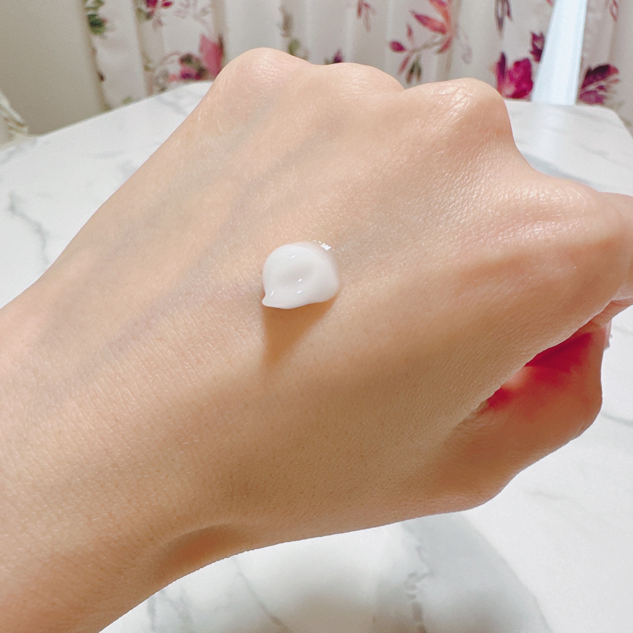 グルタヒア ボディローション ブライトニング/ヴァセリン/ボディローションを使ったクチコミ（2枚目）