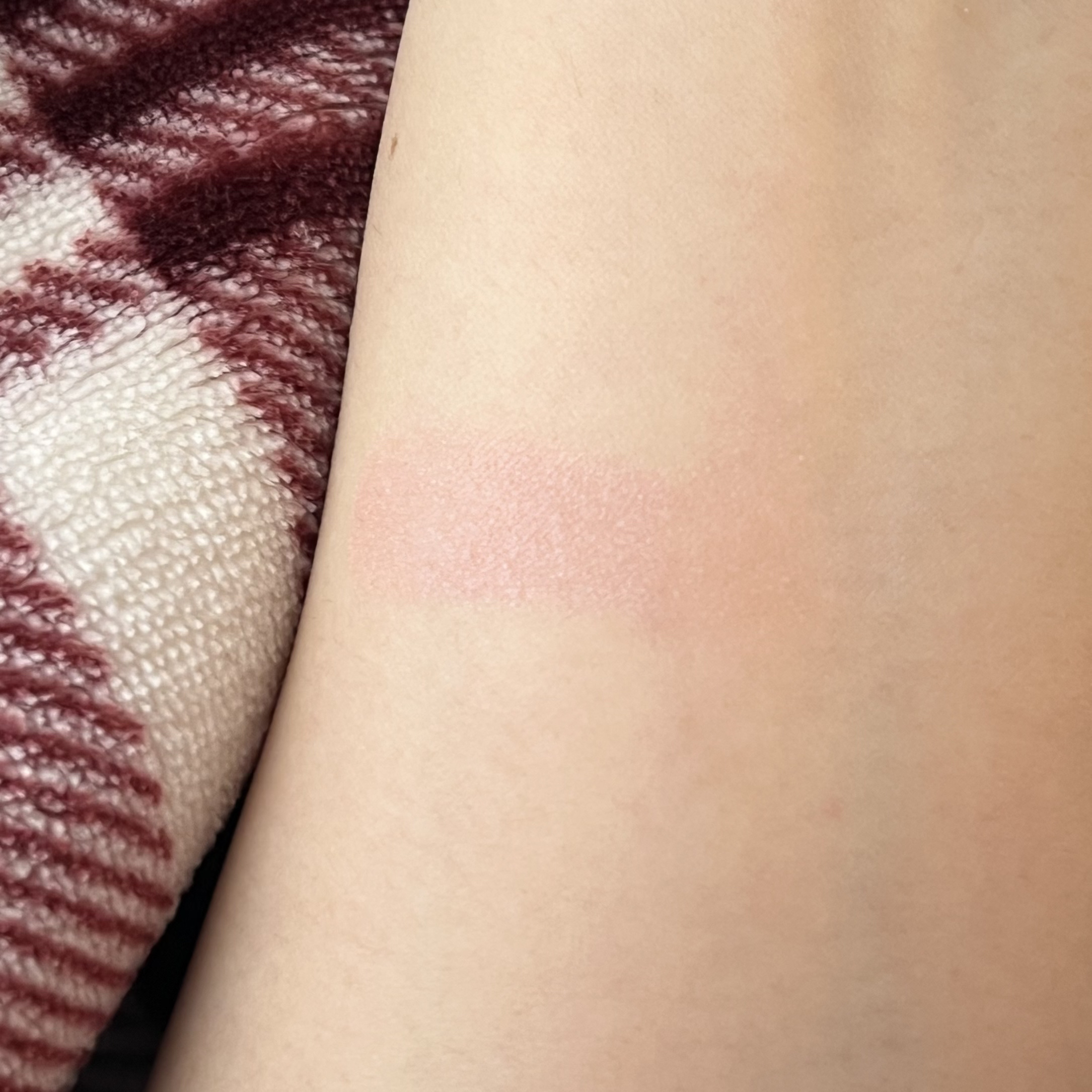 SNIDEL スキン グロウ ブラッシュ 12 Endless Sky/SNIDEL BEAUTY/パウダーチークを使ったクチコミ（2枚目）