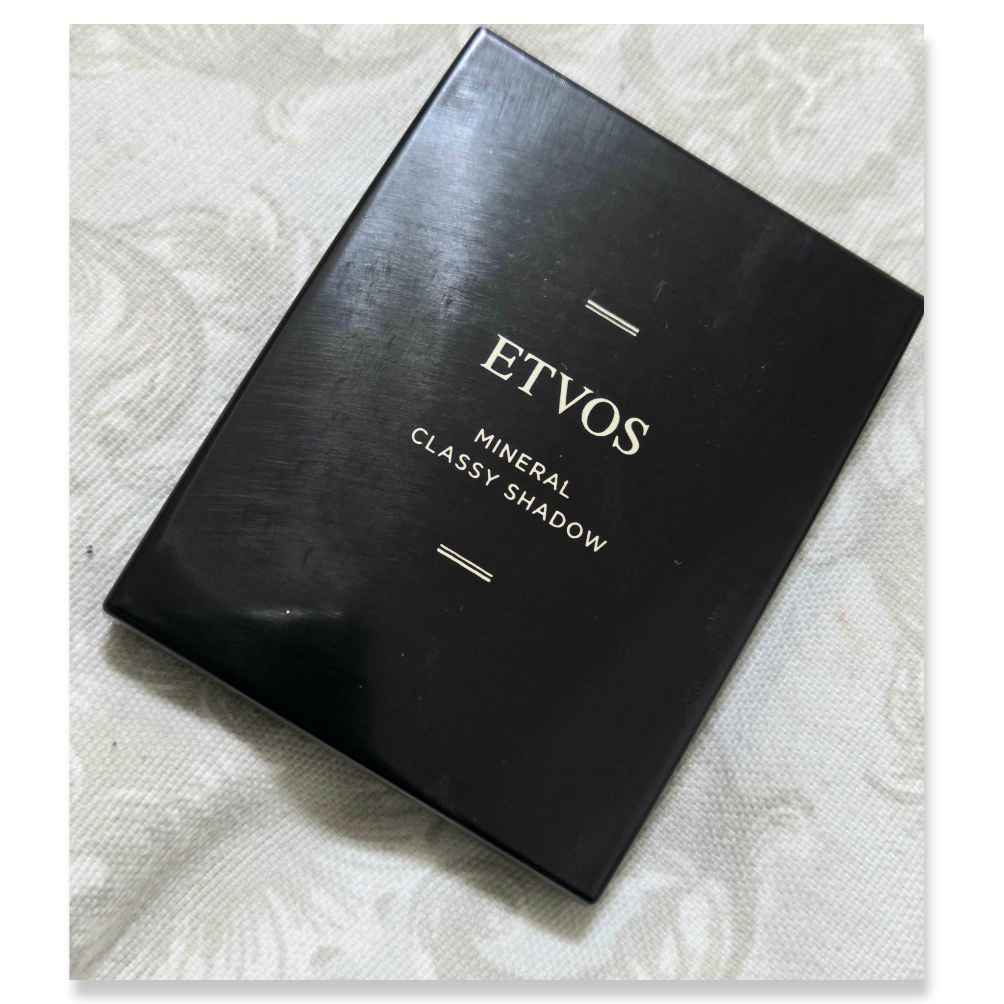 ミネラルクラッシィシャドー/エトヴォス/アイシャドウパレットを使ったクチコミ（3枚目）