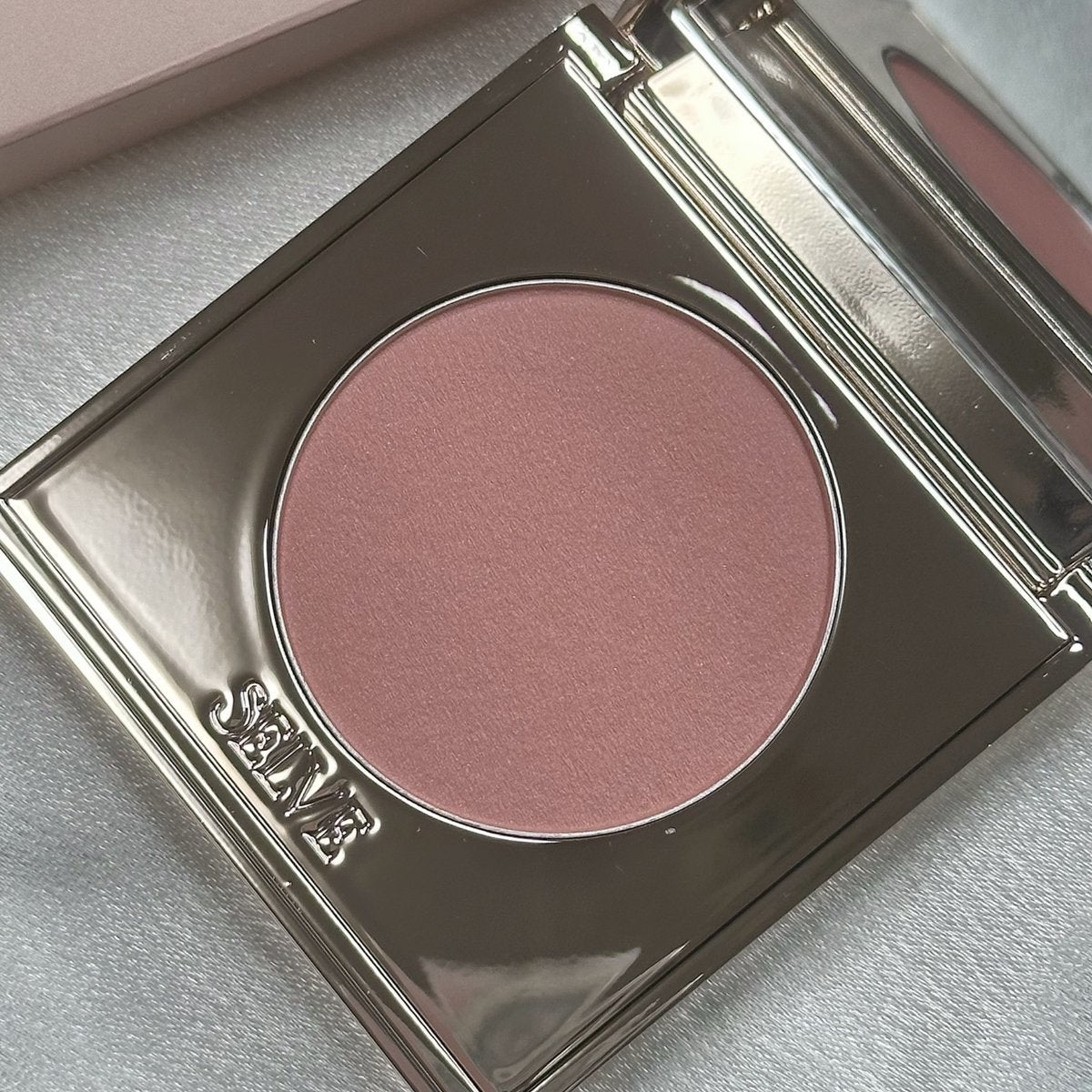 フォギーヴェールブラッシャー/SELVE/パウダーチークを使ったクチコミ（2枚目）