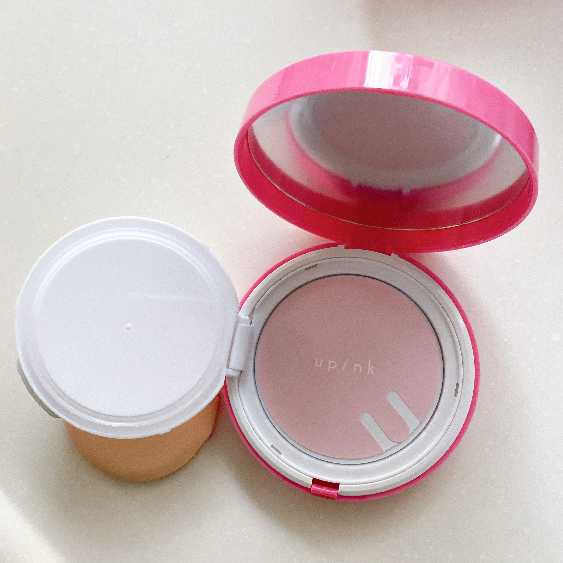 カバー&グロウクッション M01 ライトベージュ/upink/クッションファンデーションを使ったクチコミ（2枚目）