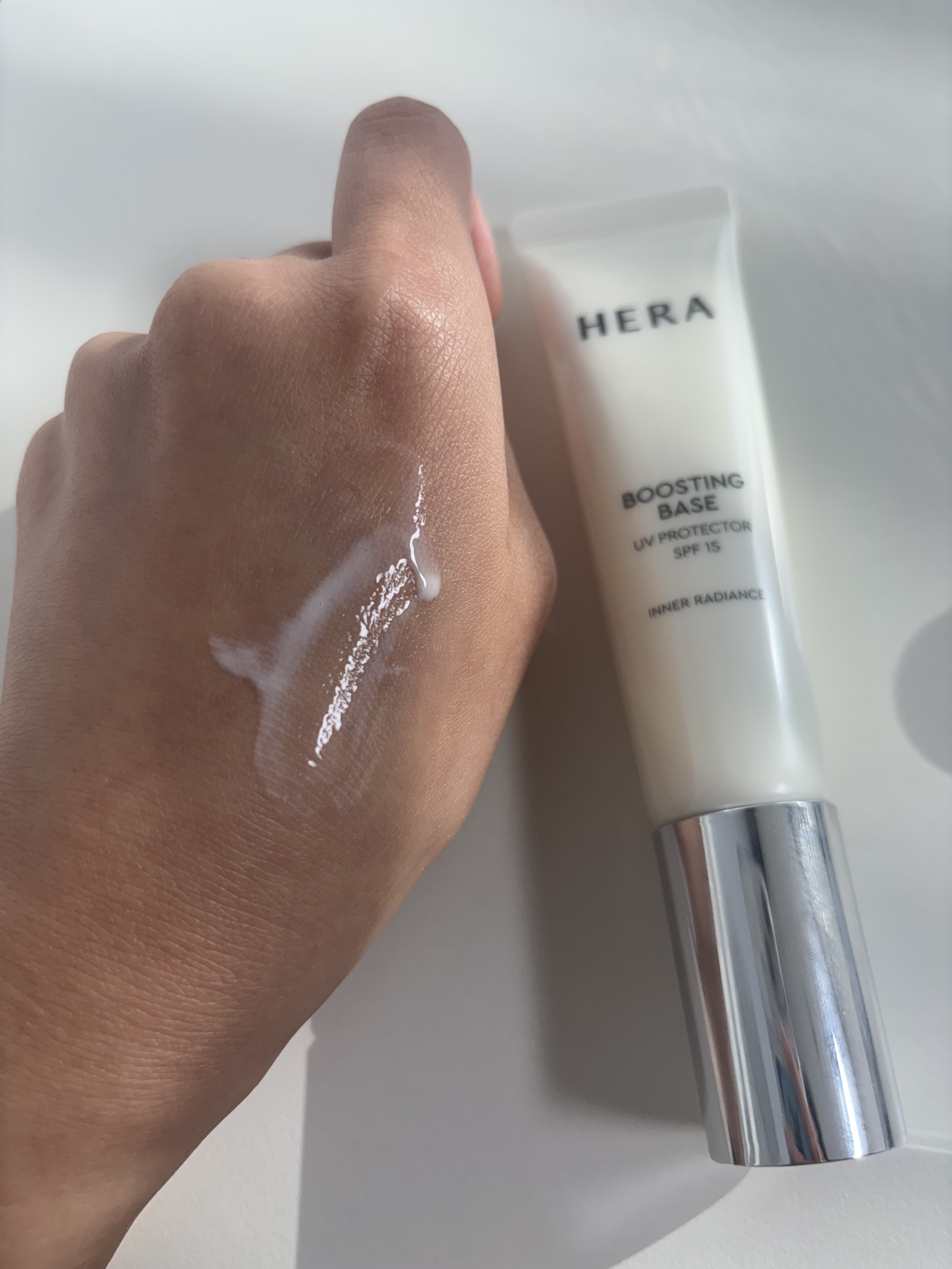 リフレクション スキングロウファンデーション/HERA/リキッドファンデーションを使ったクチコミ（2枚目）