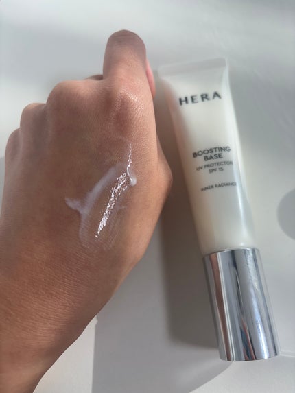 HERA リフレクション スキングロウファンデーションのクチコミ「HERA ✨
リフレクションスキングロウファンデーション
⇨艶注入ファンデとして注目されてい.....」(2枚目)